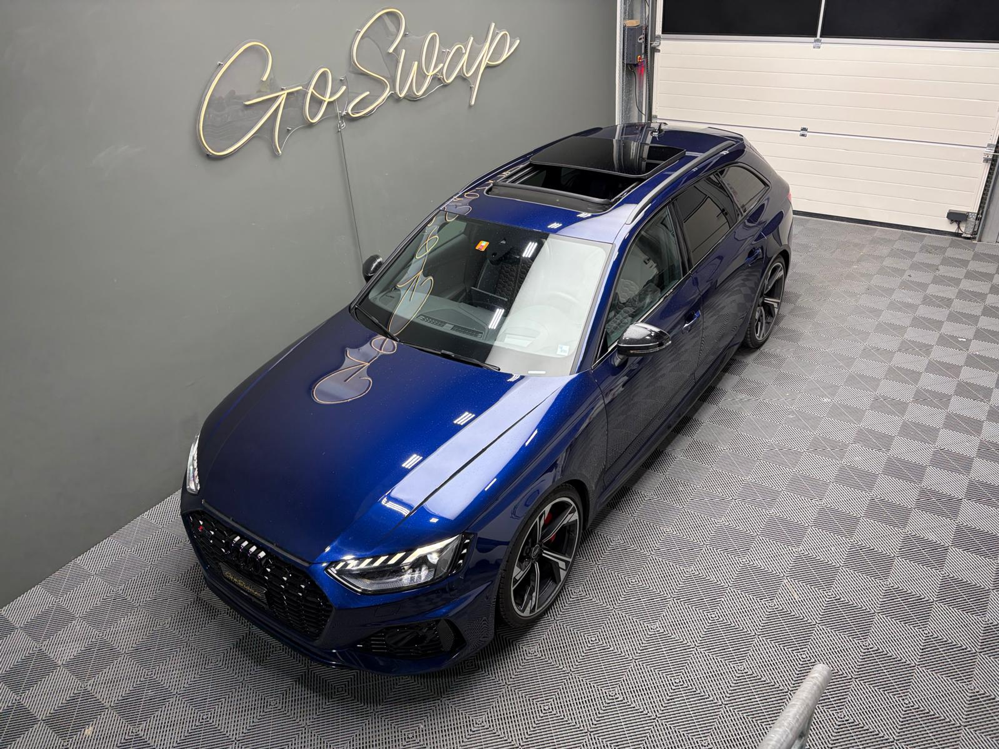 listing desktop thumbnail image 6