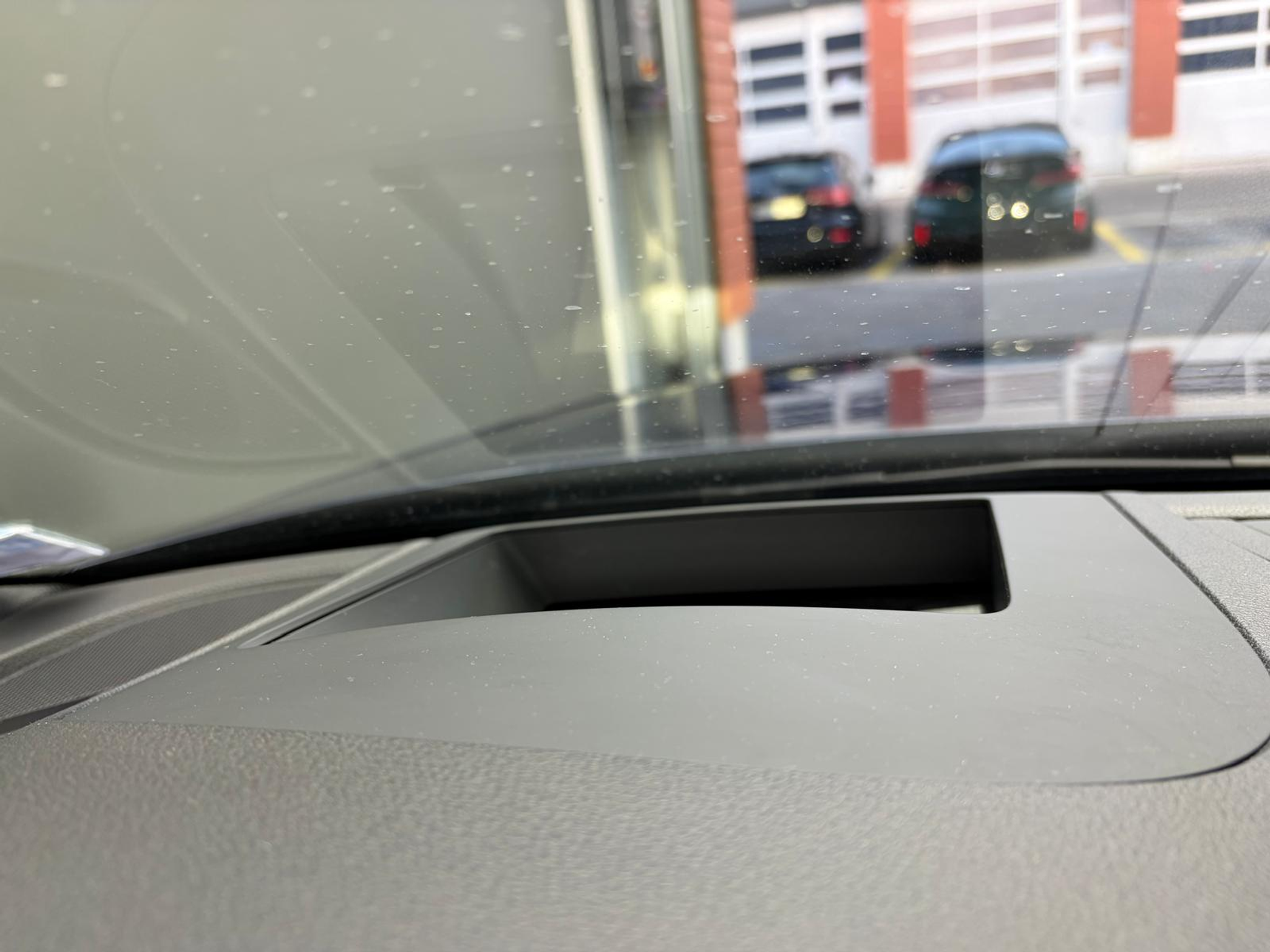 listing desktop thumbnail image 21