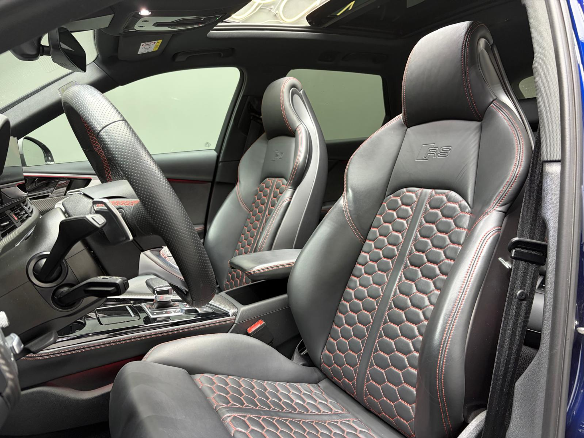 listing desktop thumbnail image 10