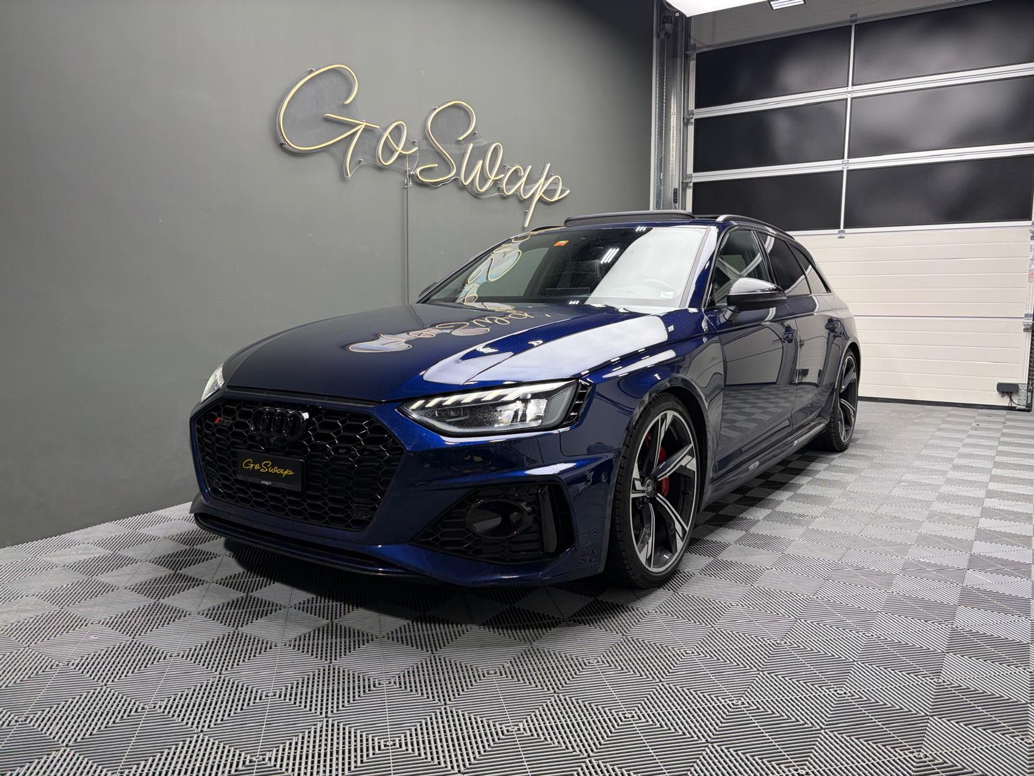 listing desktop thumbnail image 7