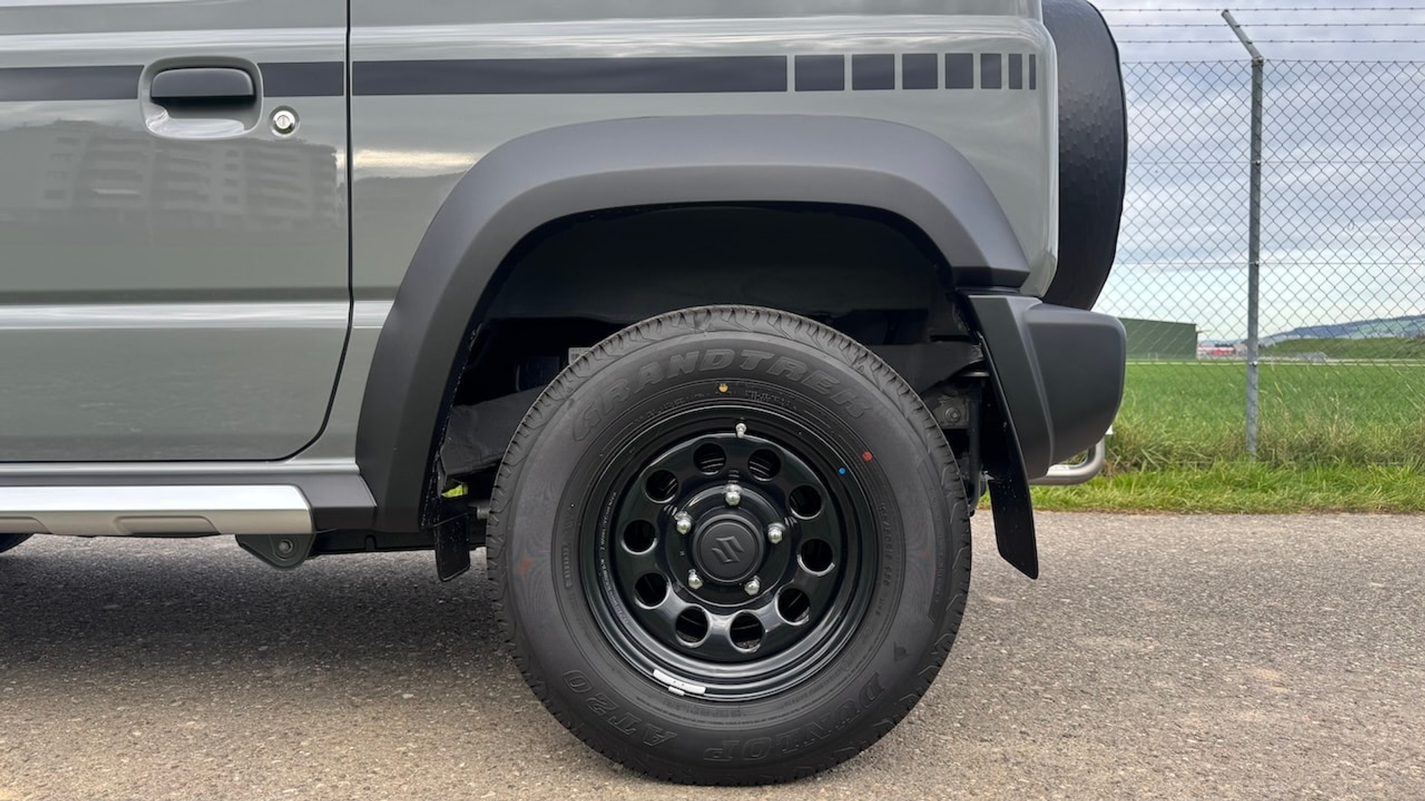 listing desktop thumbnail image 14