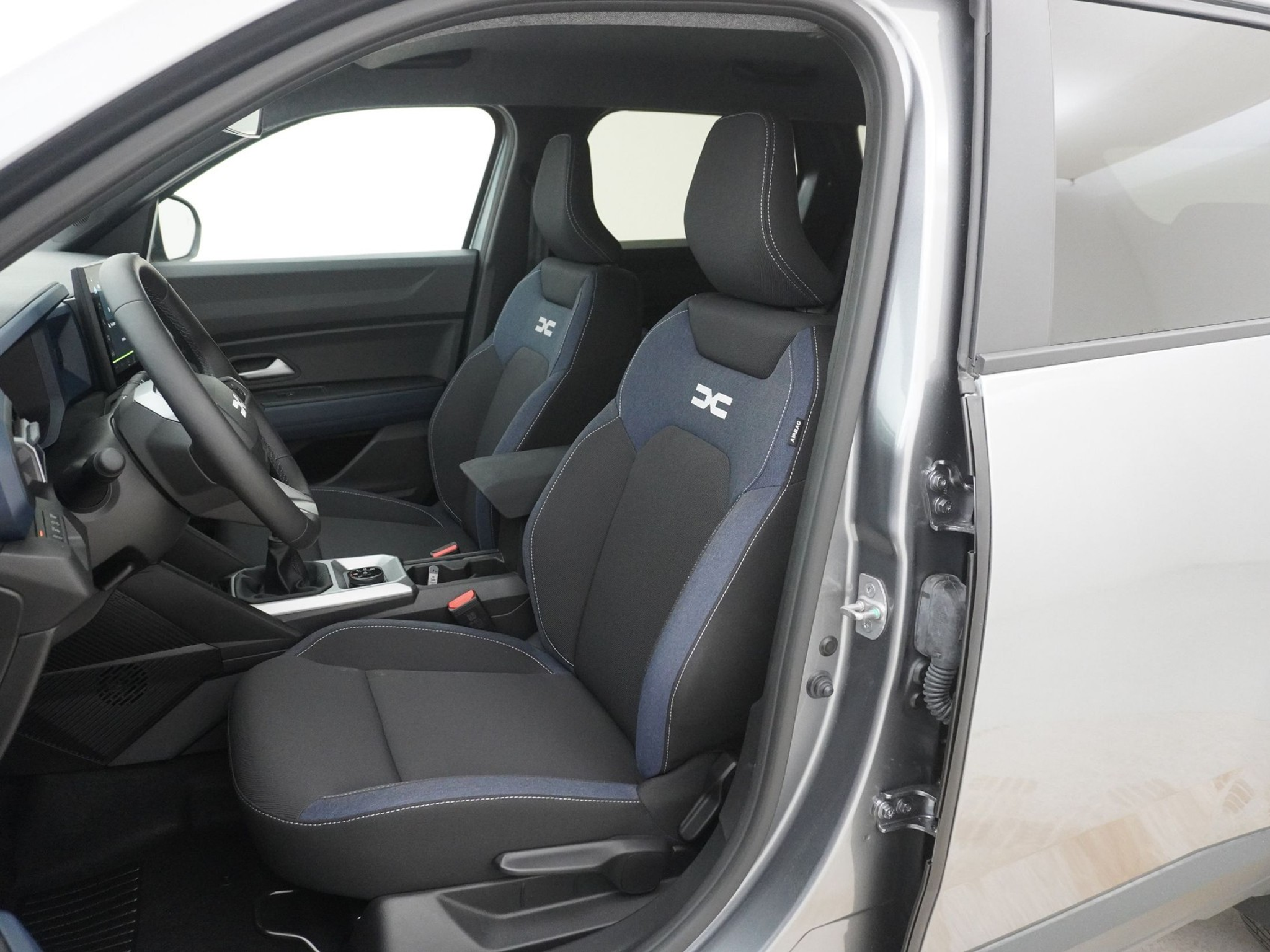 listing desktop thumbnail image 11