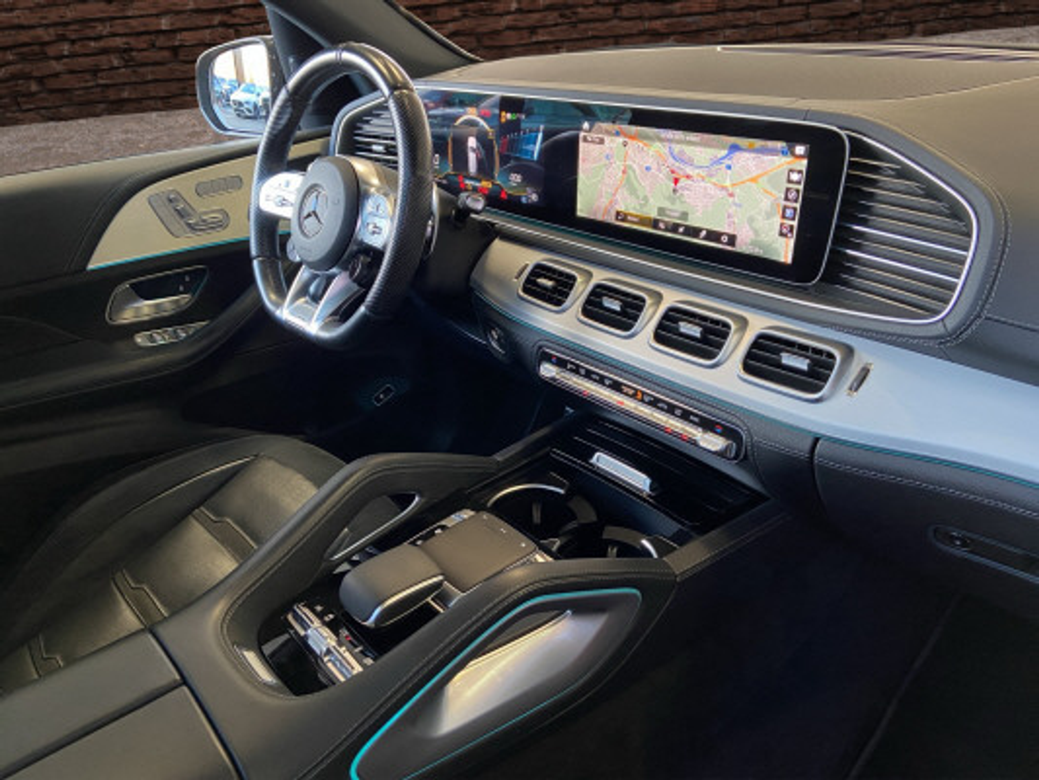 listing desktop thumbnail image 14