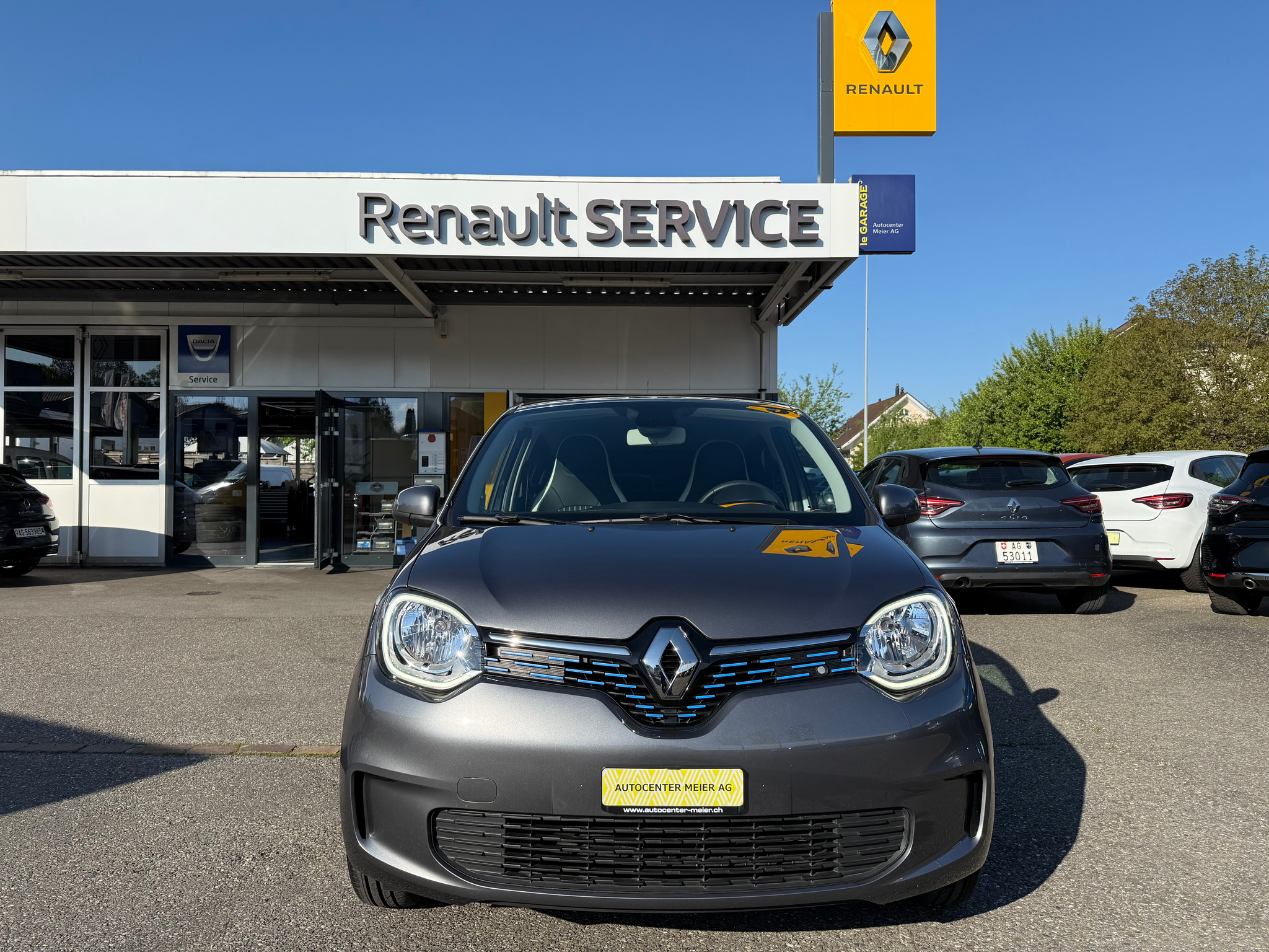 listing desktop thumbnail image 0