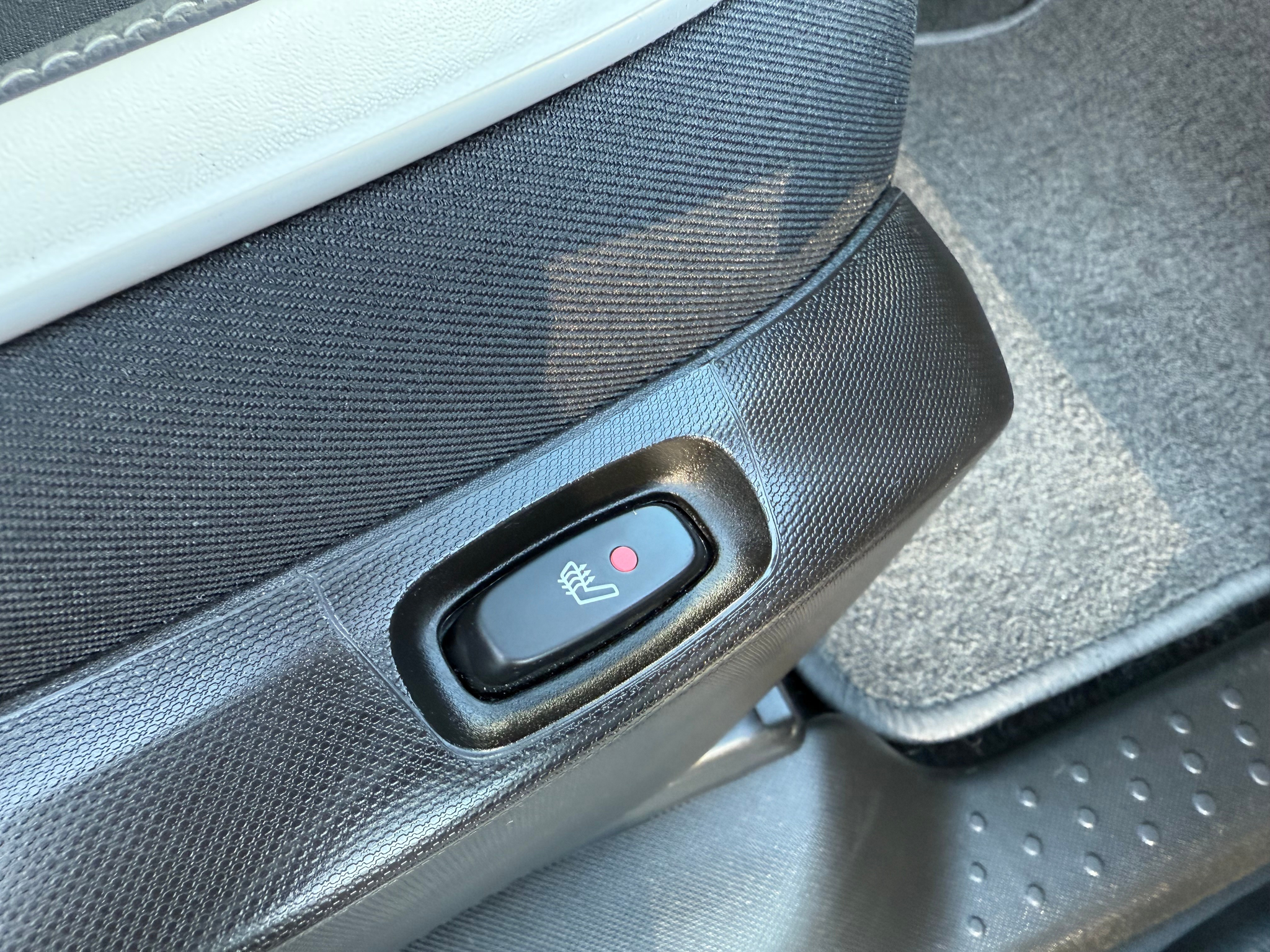 listing desktop thumbnail image 14