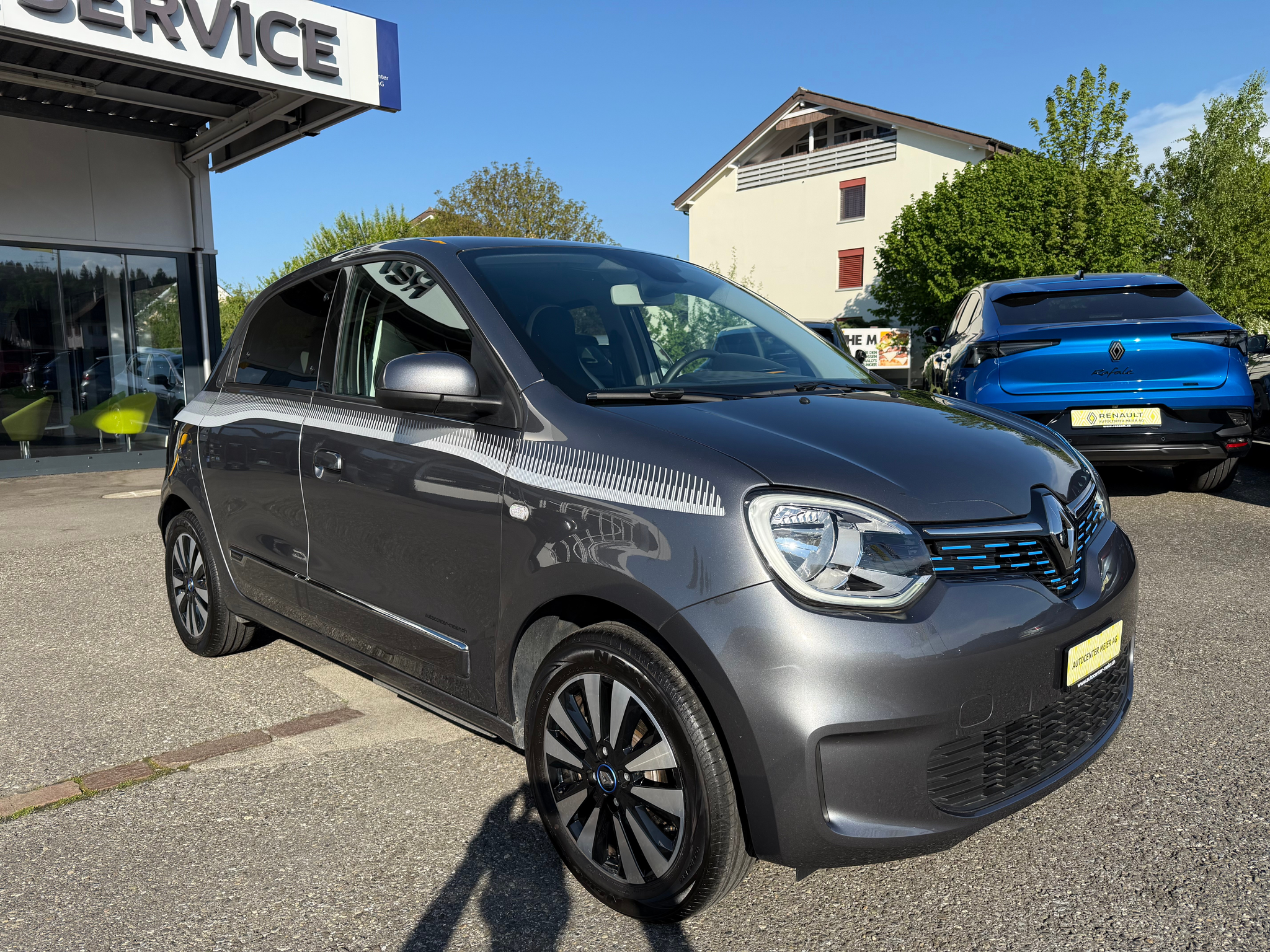 listing desktop thumbnail image 7