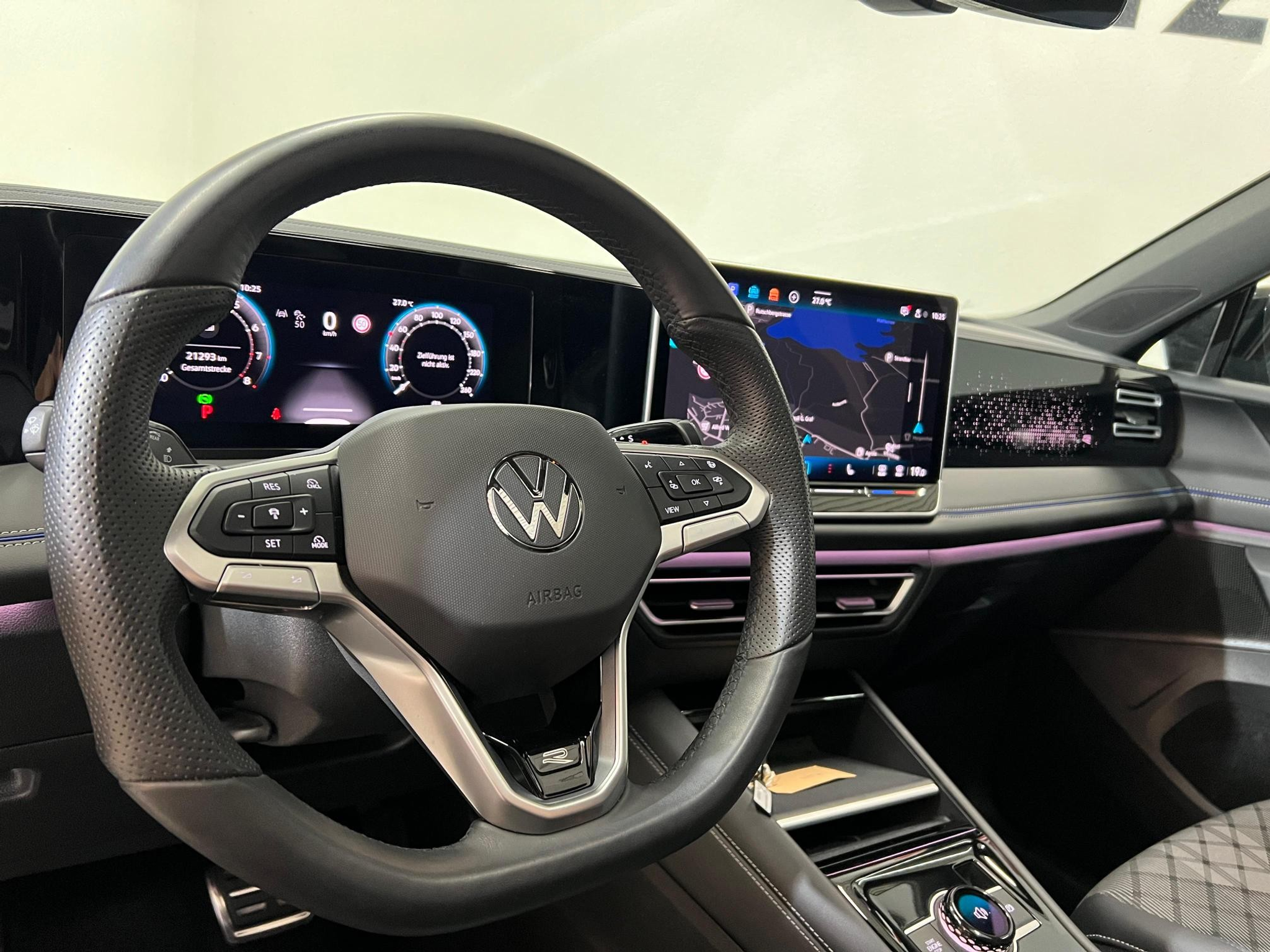 listing desktop thumbnail image 5