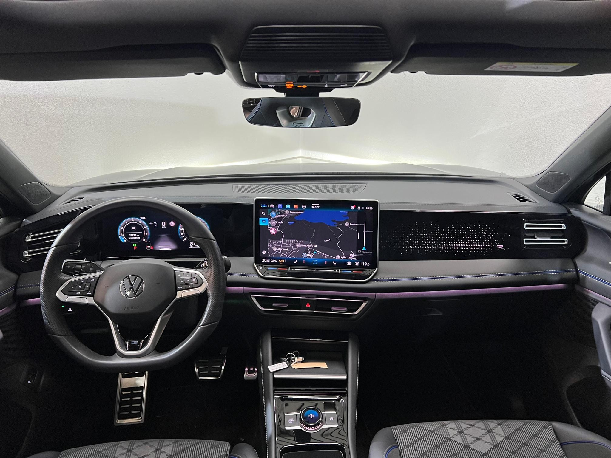 listing desktop thumbnail image 7