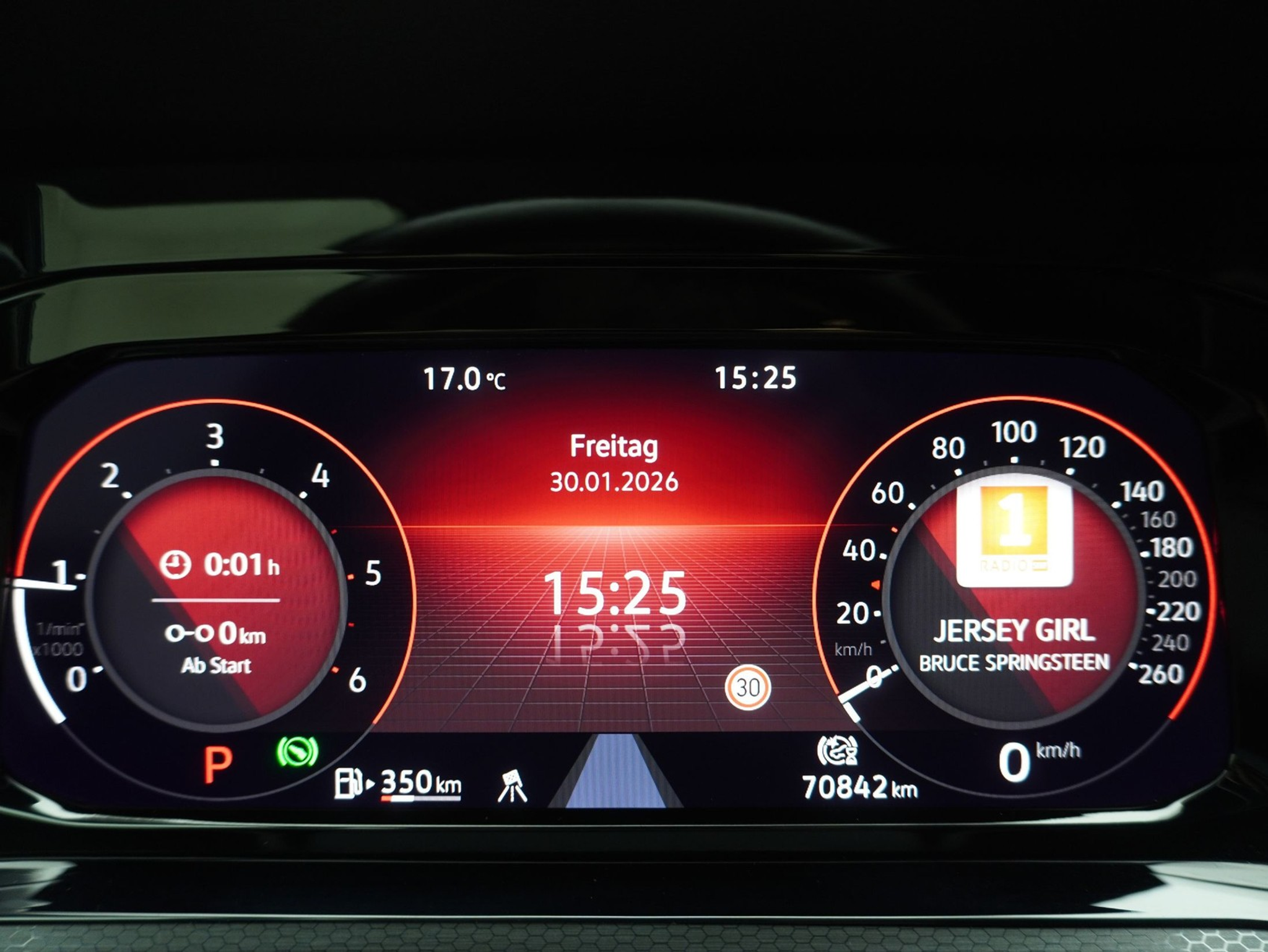 listing desktop thumbnail image 15