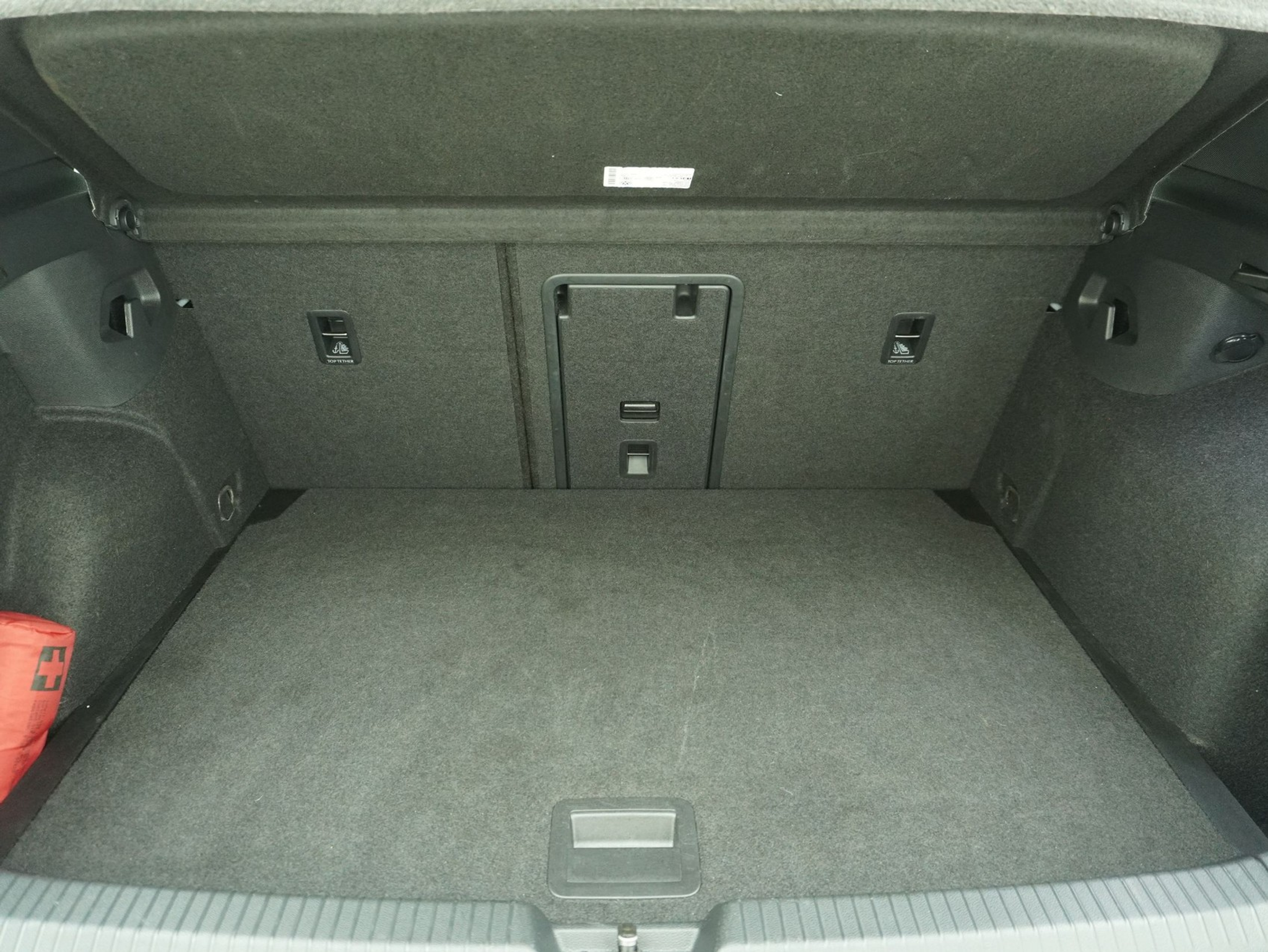 listing desktop thumbnail image 11