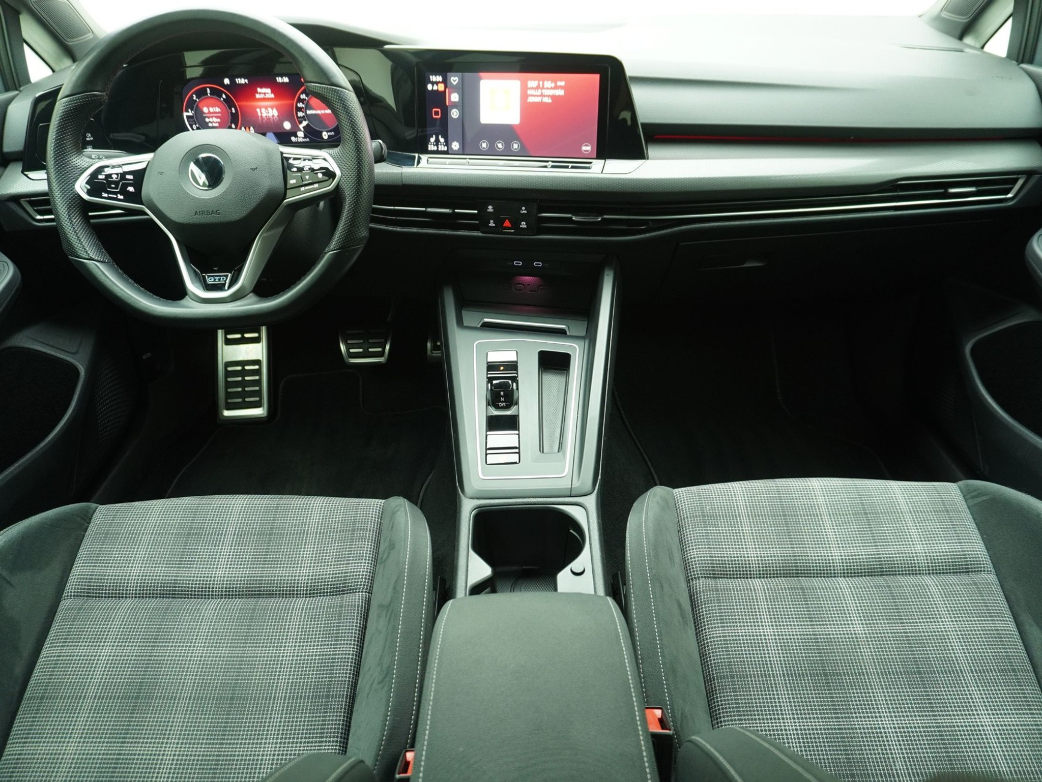 listing desktop thumbnail image 12