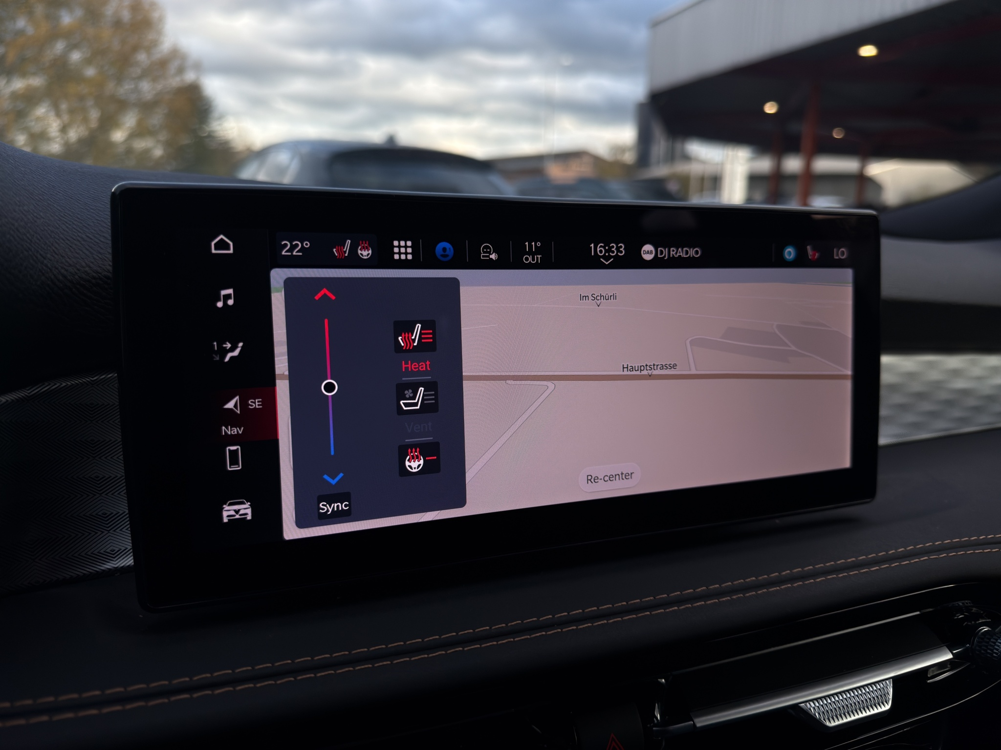 listing desktop thumbnail image 25