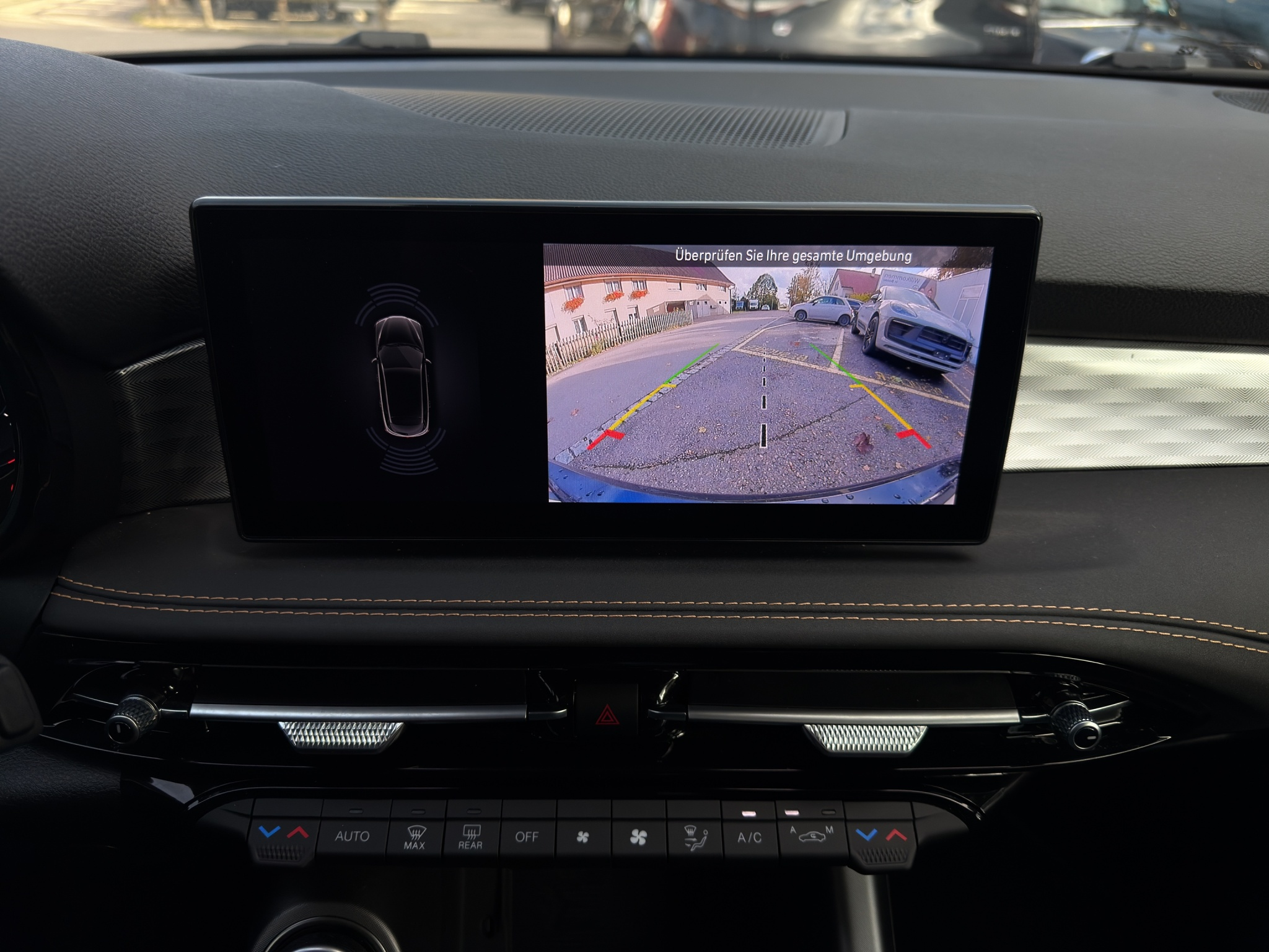 listing desktop thumbnail image 28