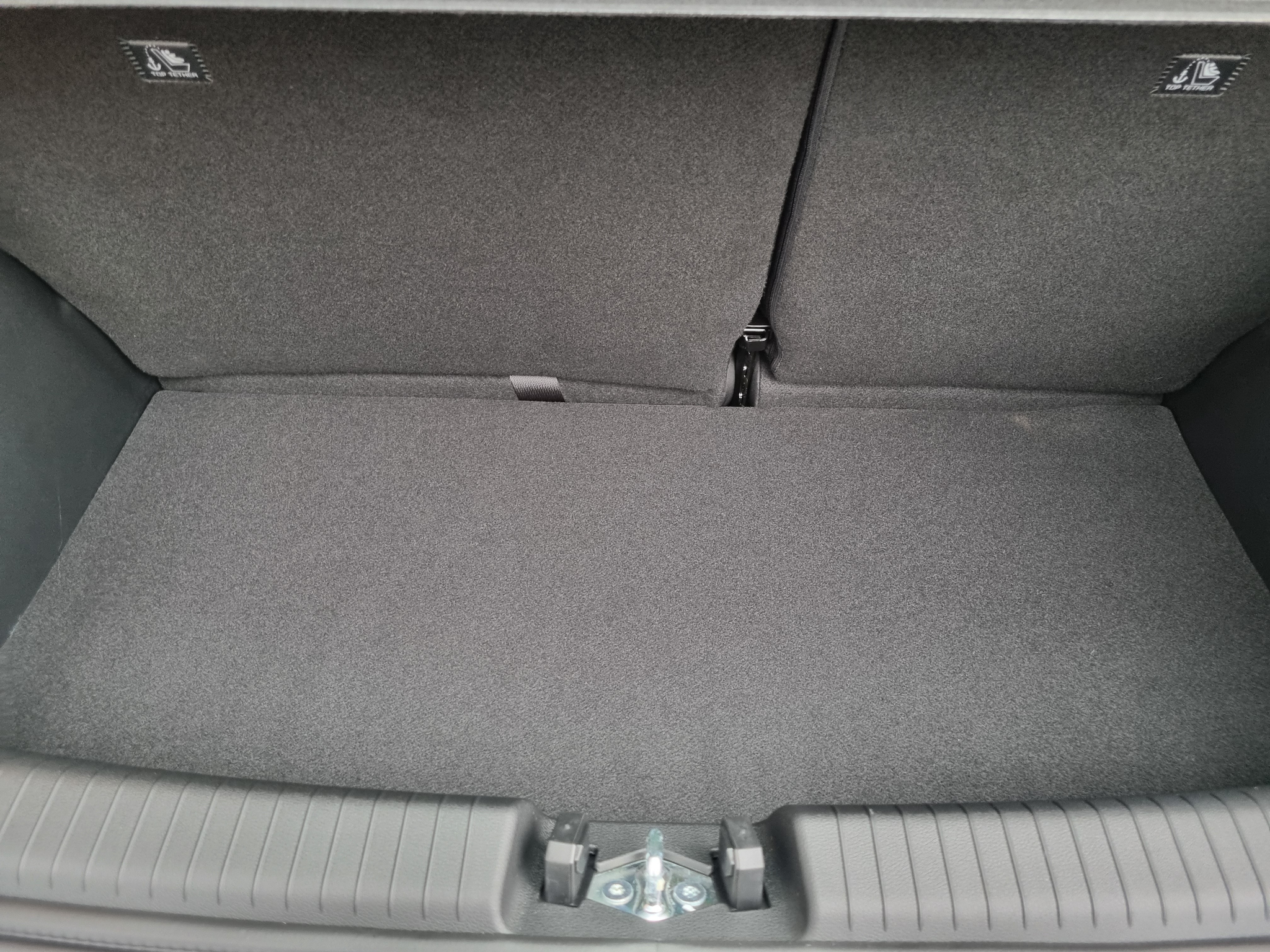 listing desktop thumbnail image 8