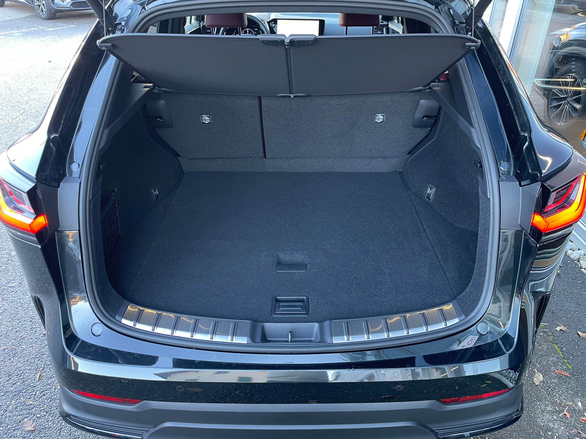 listing desktop thumbnail image 9