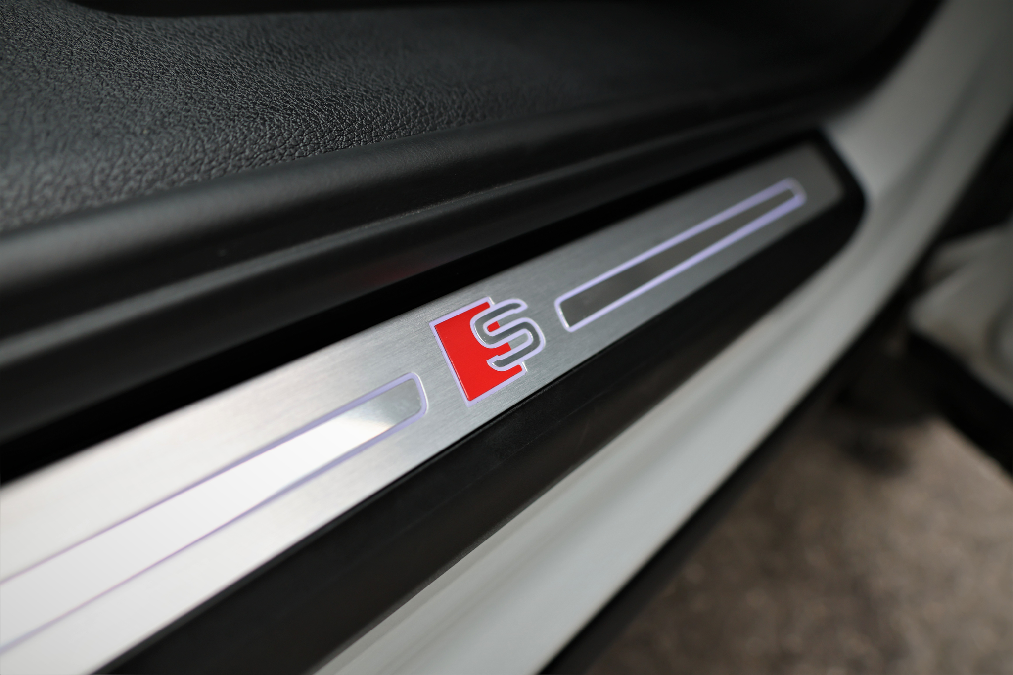 listing desktop thumbnail image 19