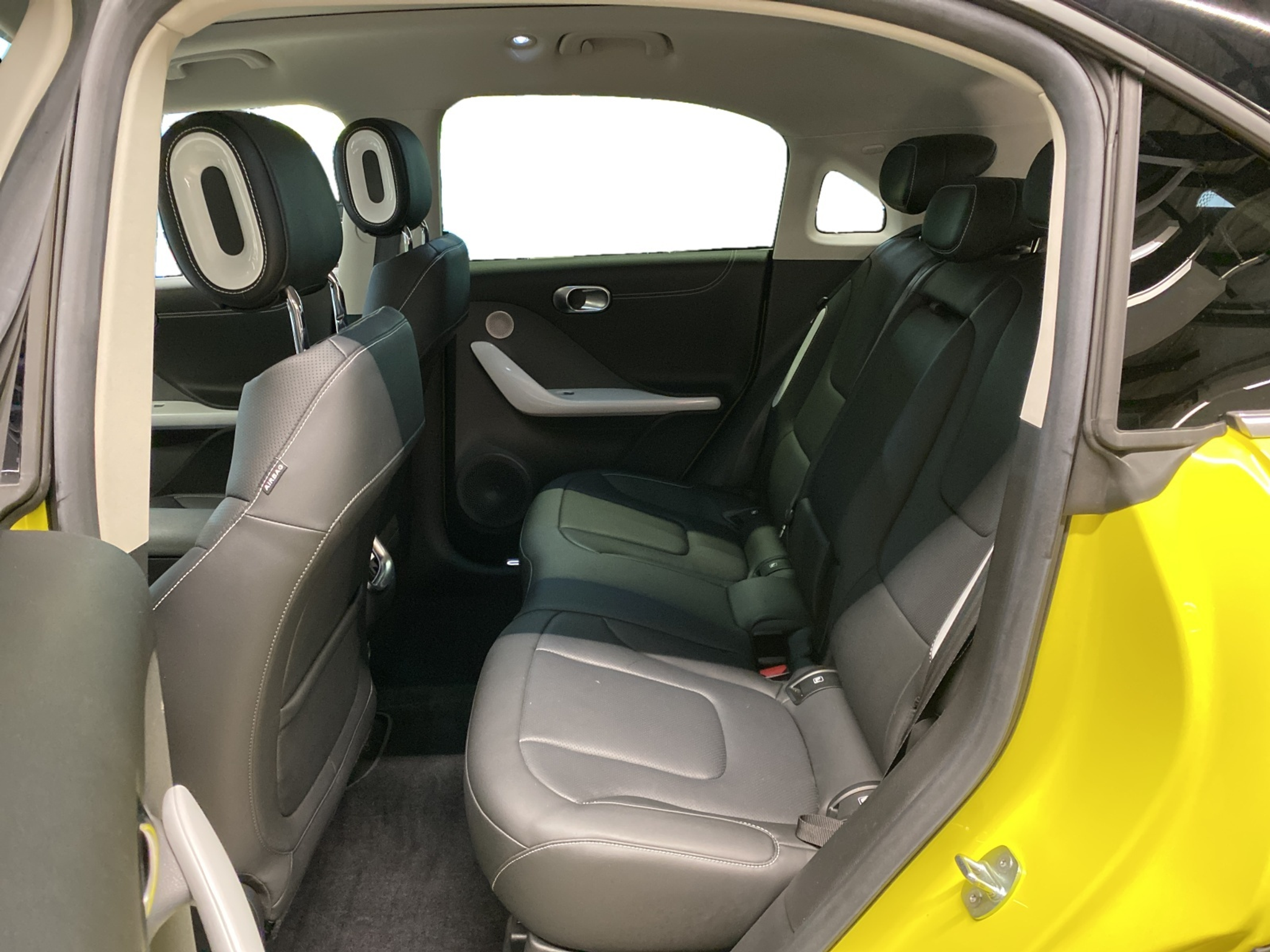 listing desktop thumbnail image 7