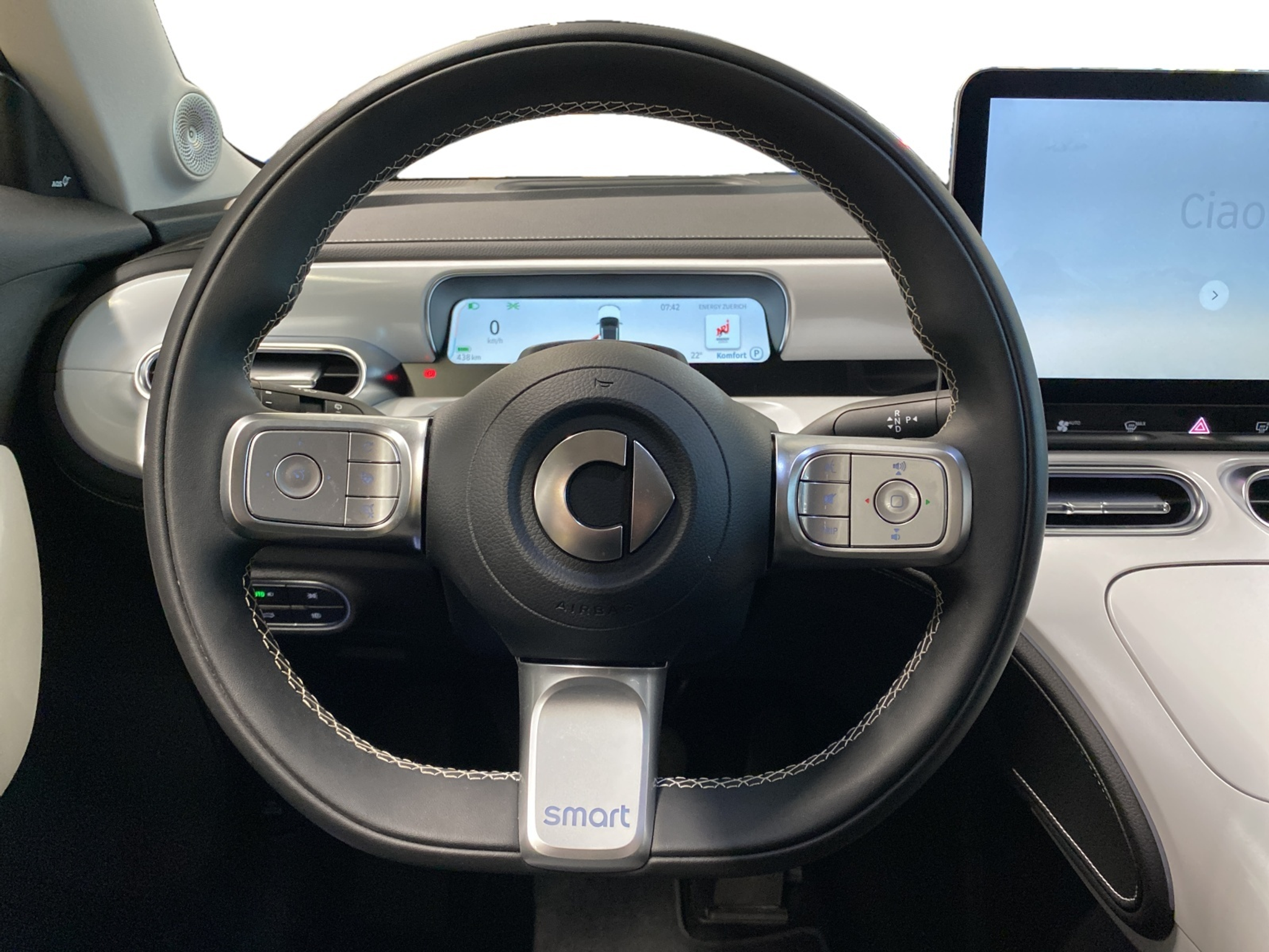 listing desktop thumbnail image 11