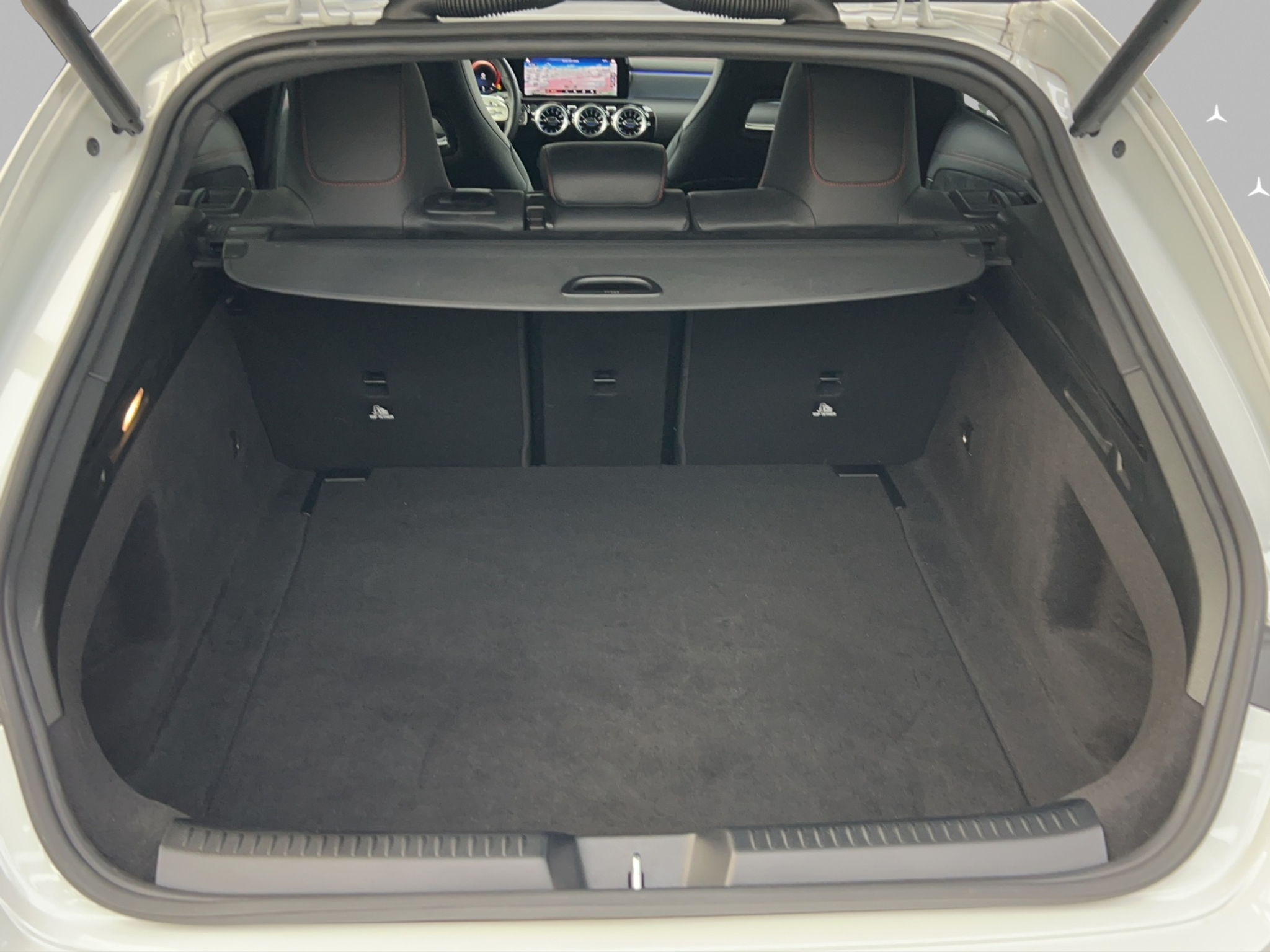 listing desktop thumbnail image 7