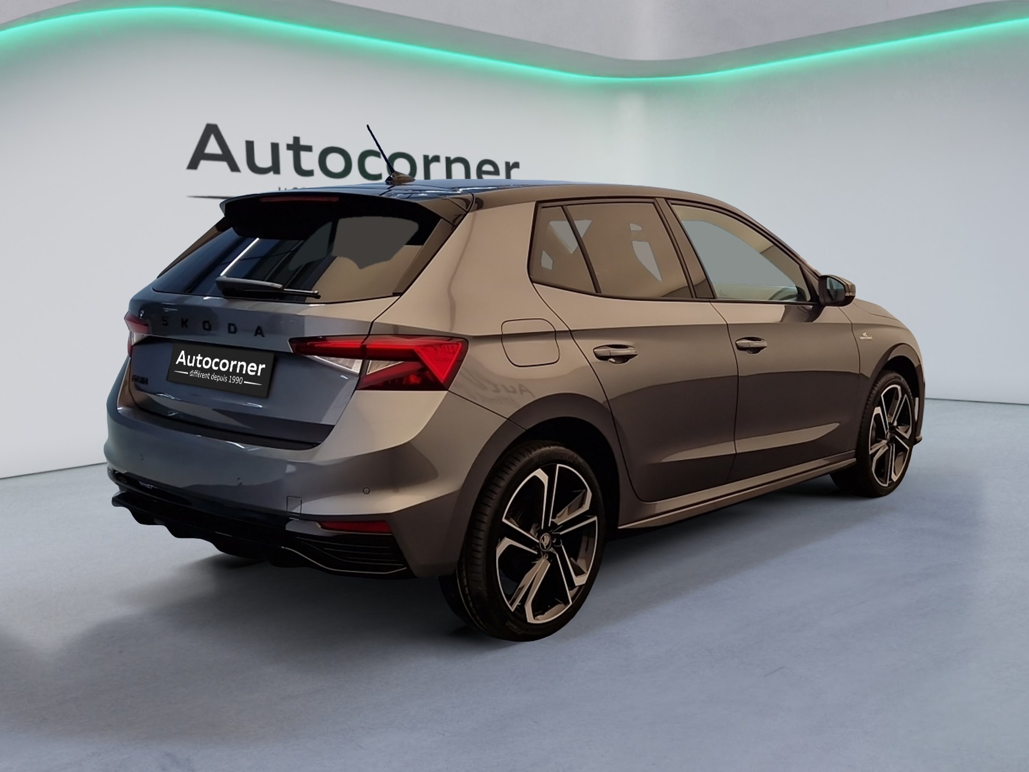 listing desktop thumbnail image 4