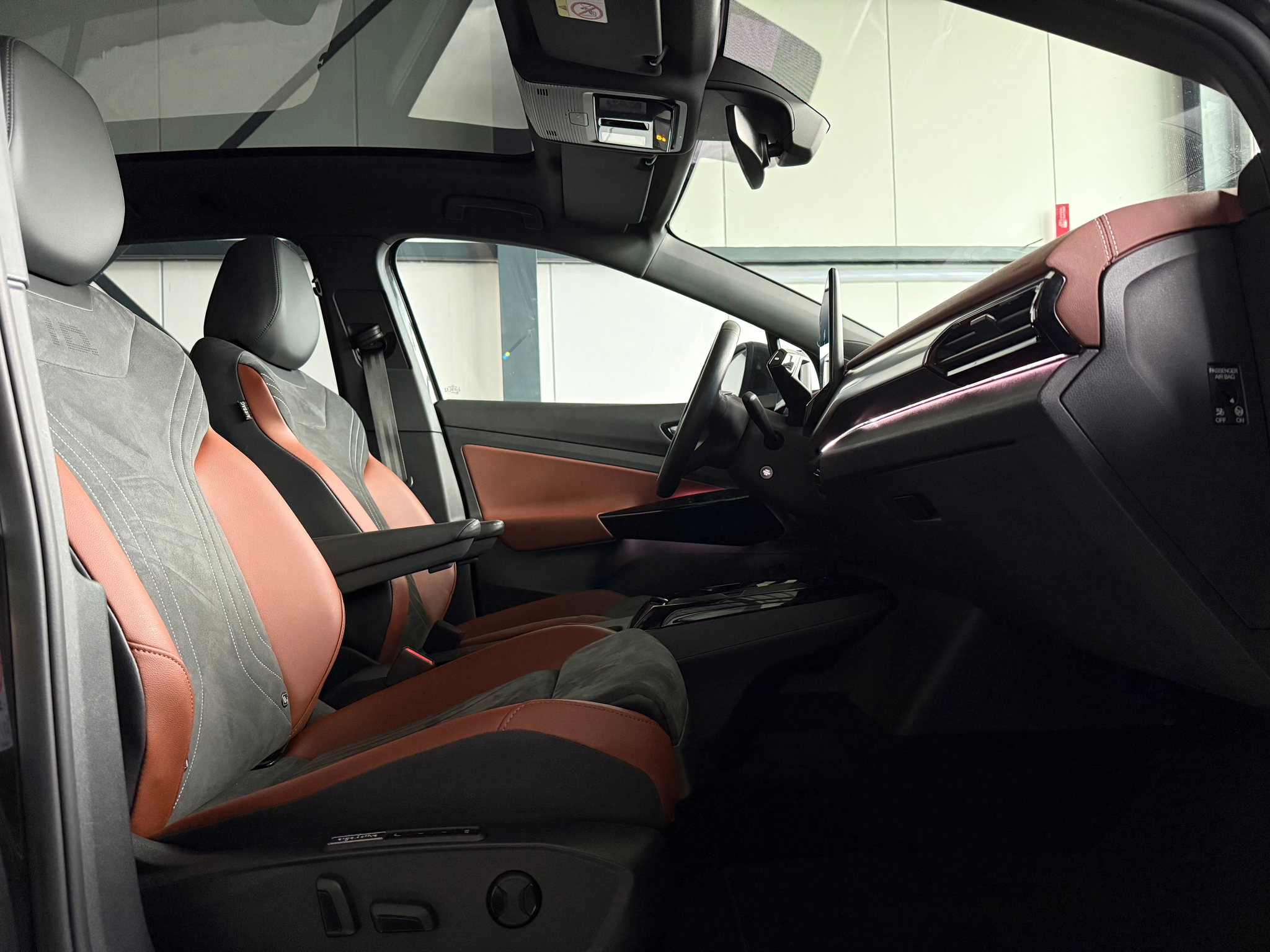 listing desktop thumbnail image 10