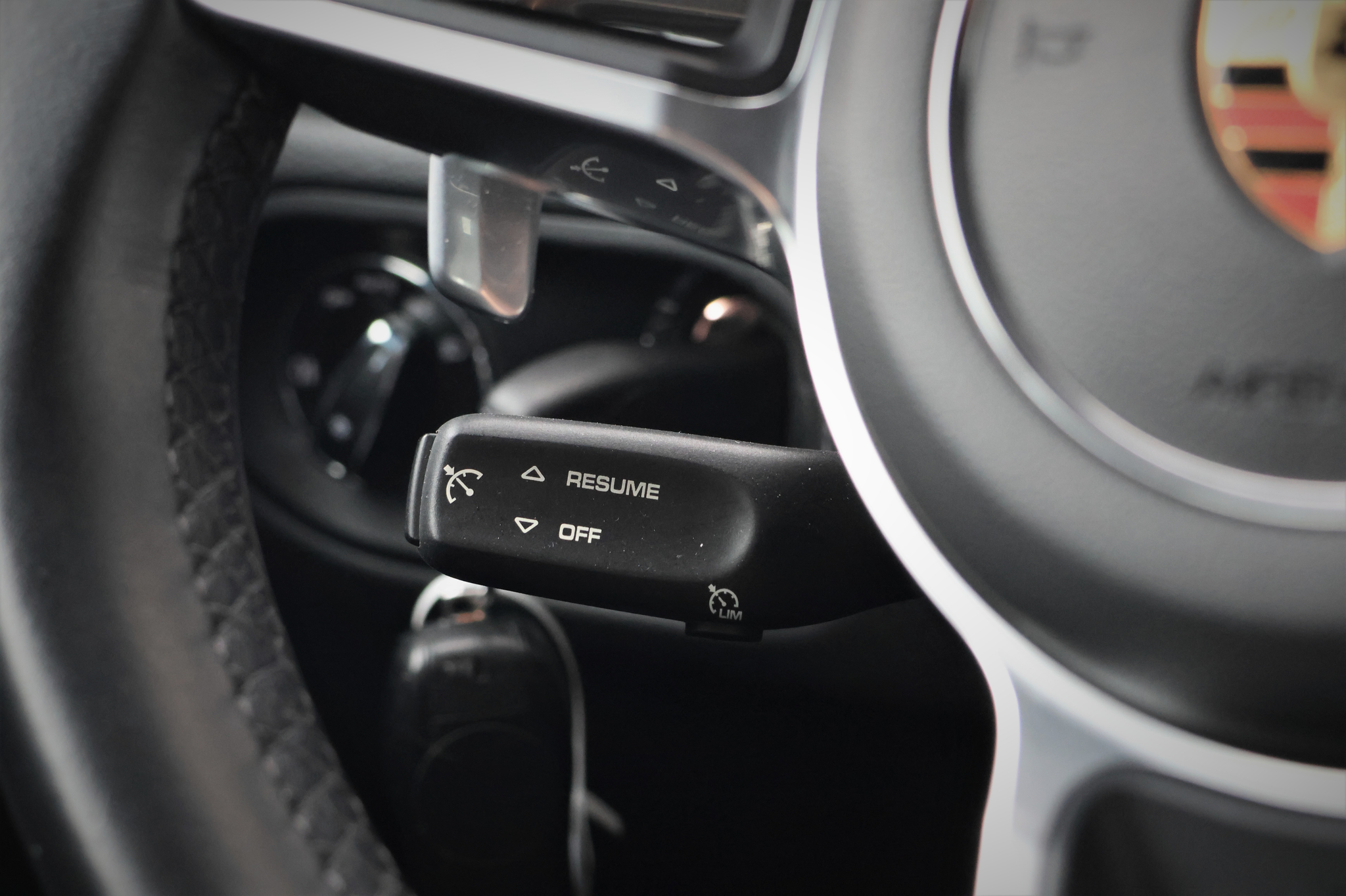 listing desktop thumbnail image 14