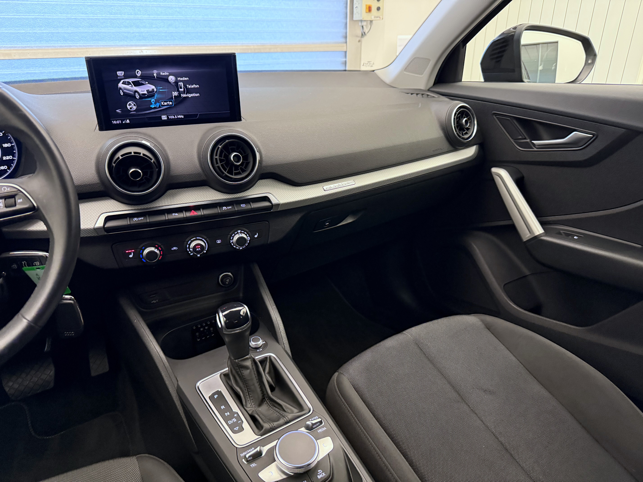 listing desktop thumbnail image 16