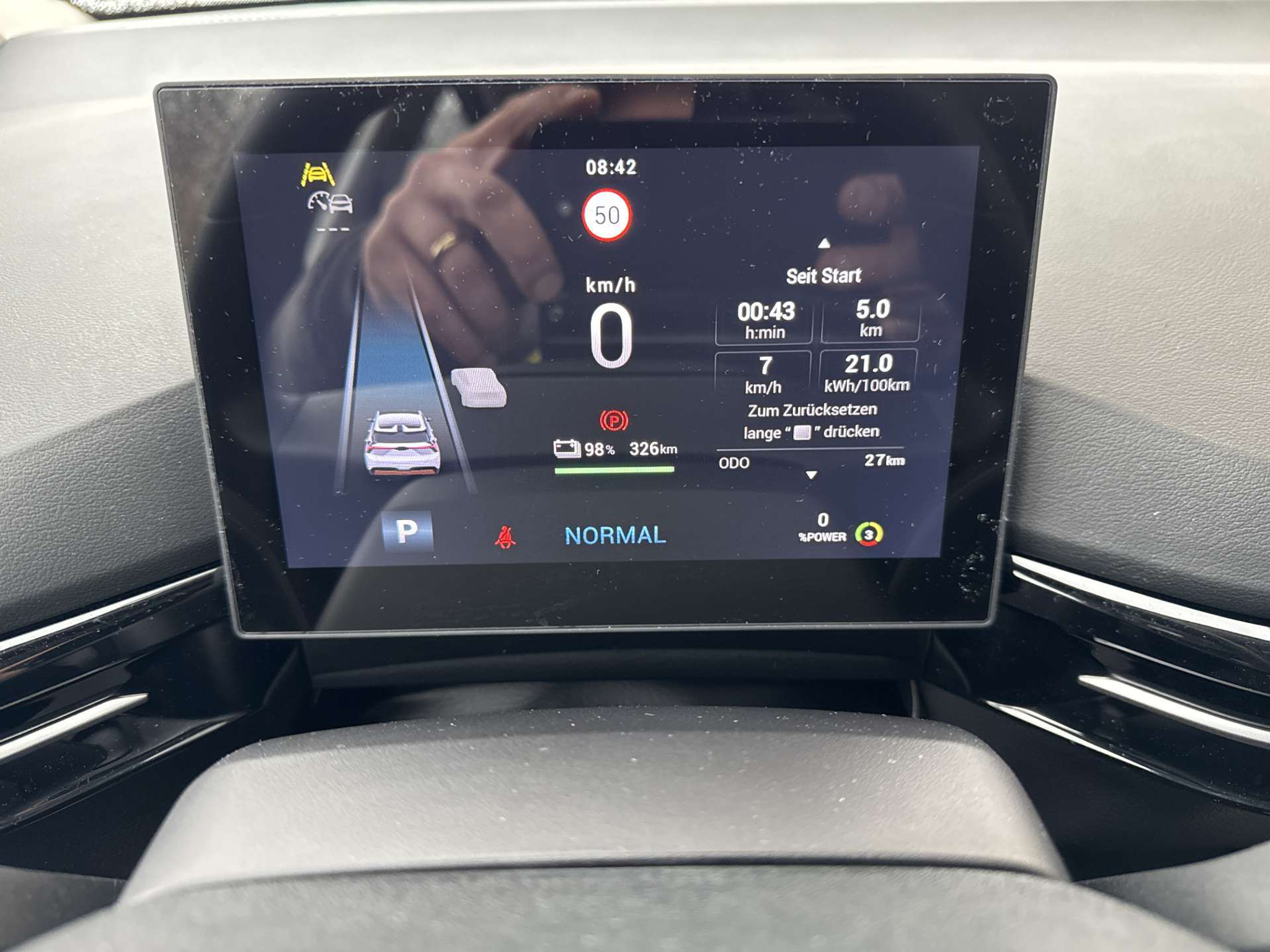 listing desktop thumbnail image 11