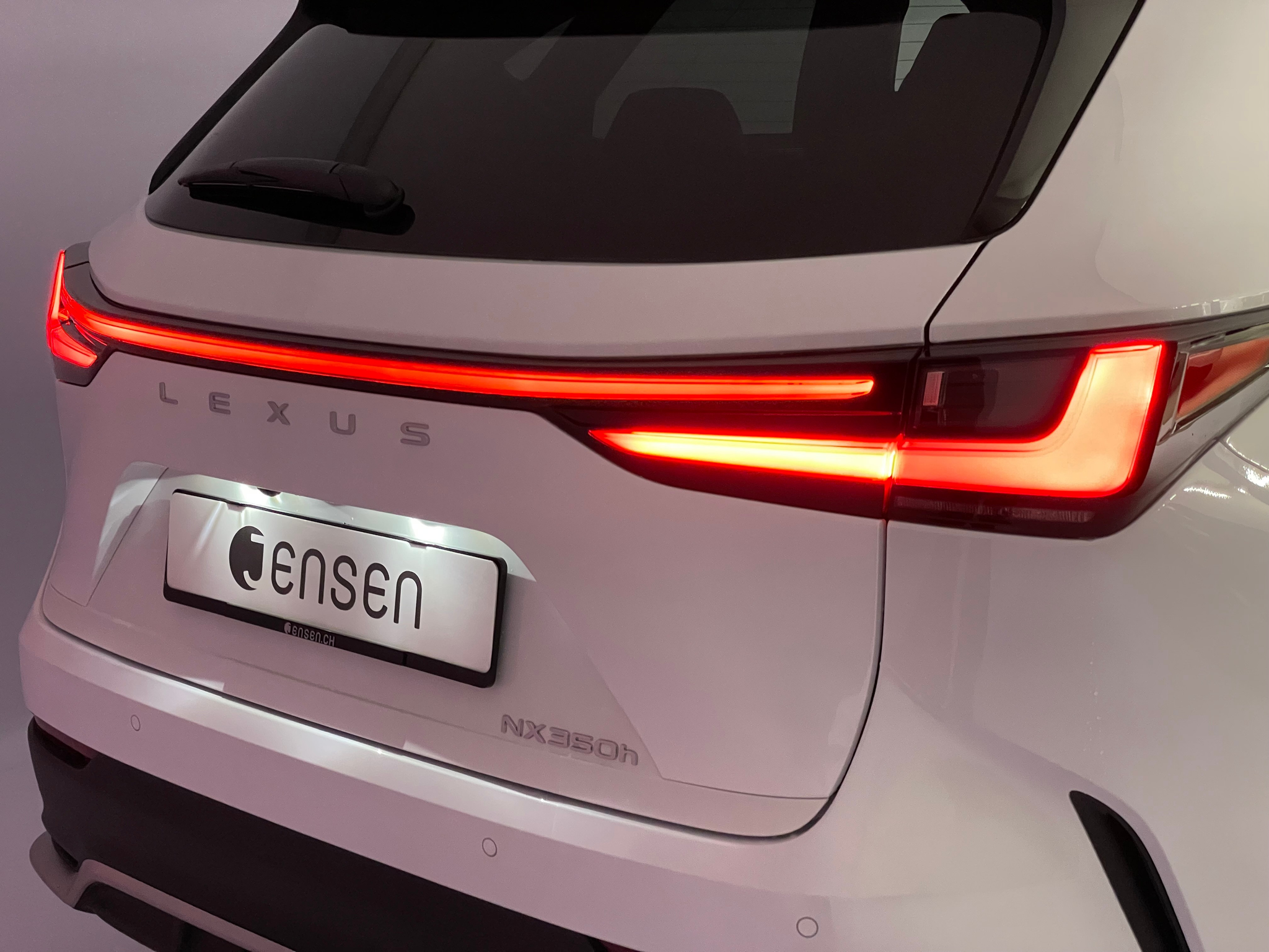 listing desktop thumbnail image 20