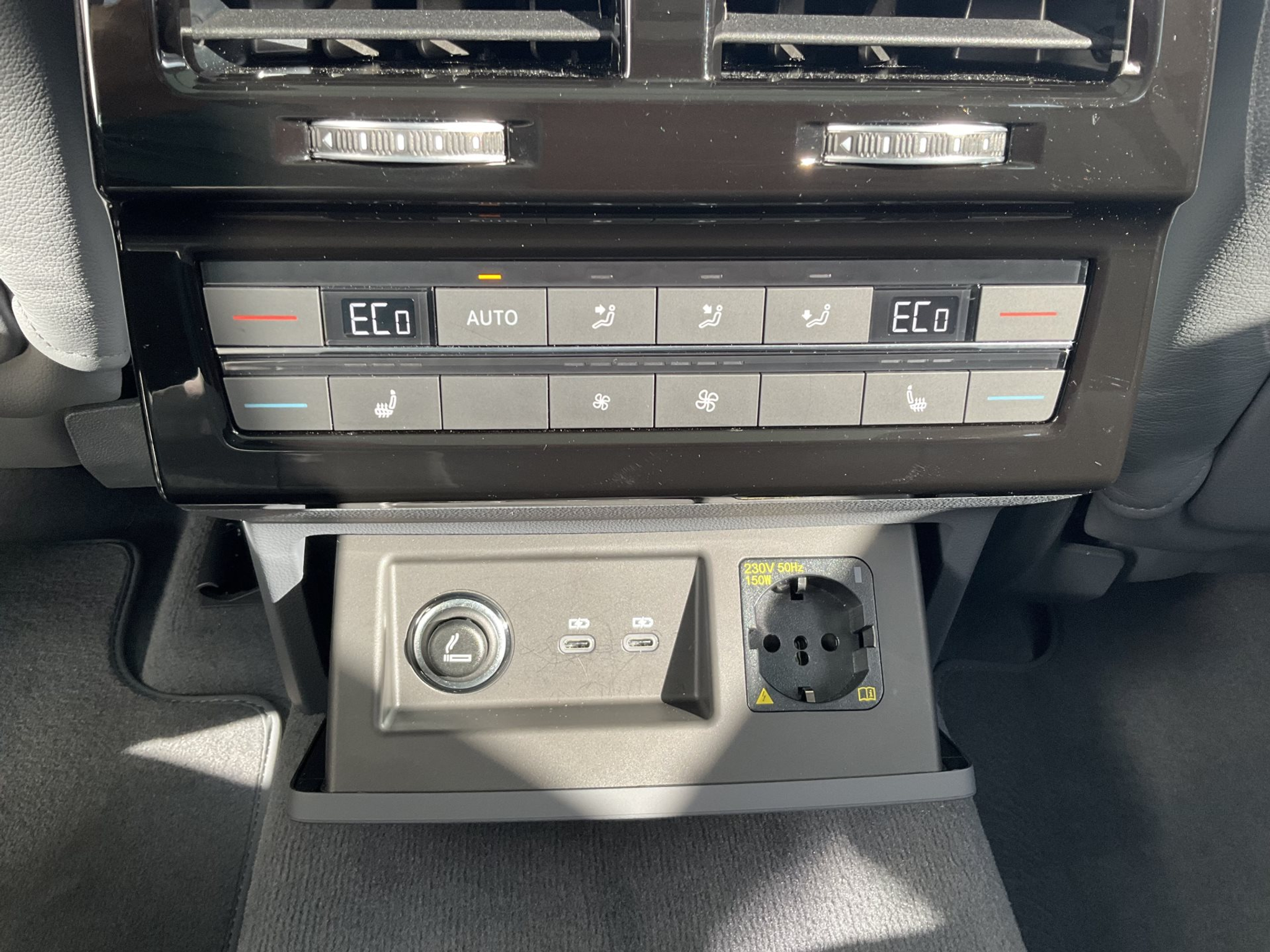 listing desktop thumbnail image 30