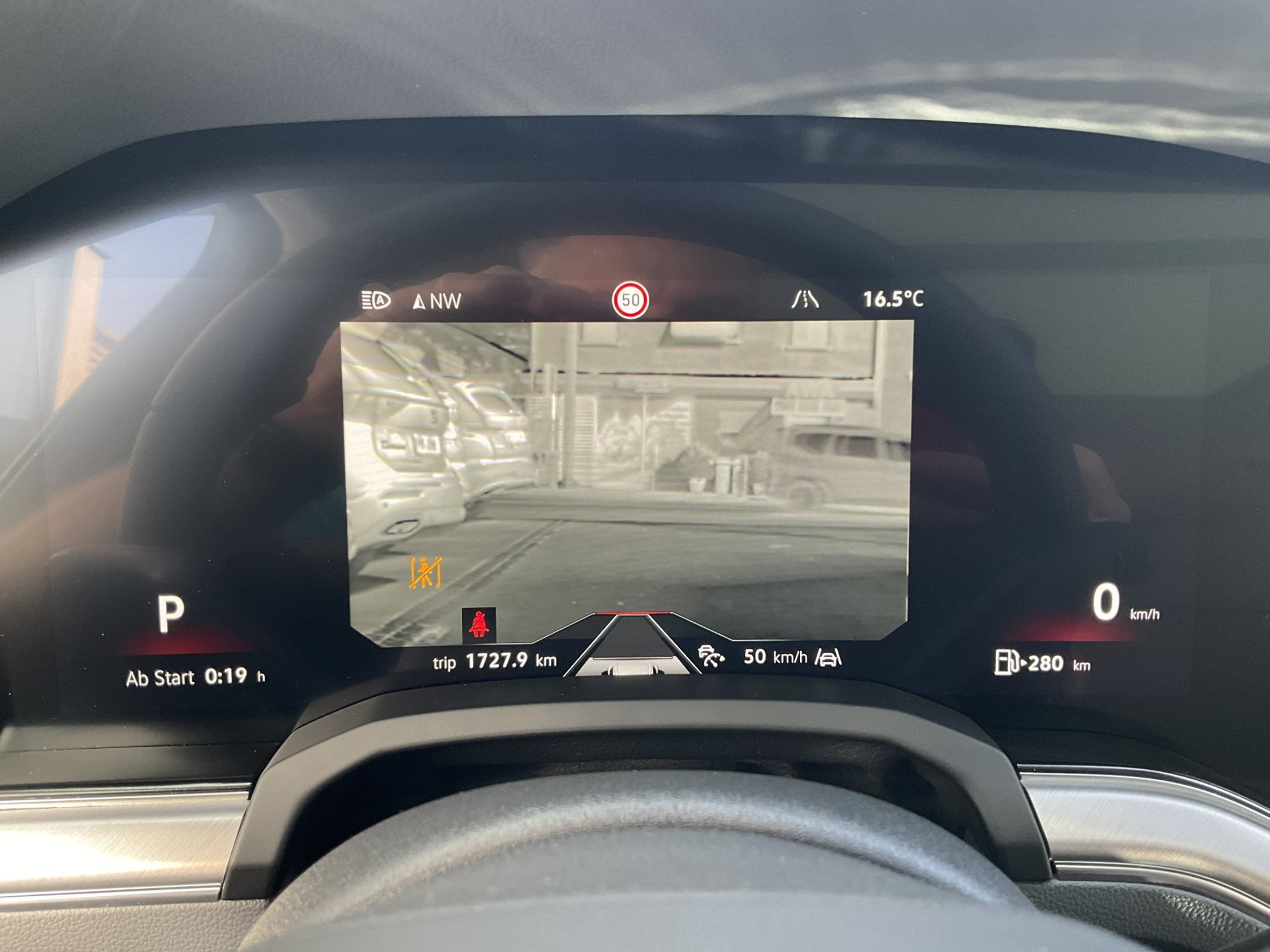 listing desktop thumbnail image 13