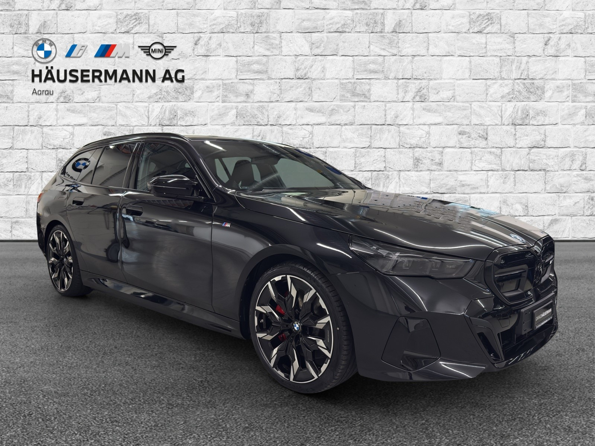 listing desktop thumbnail image 2