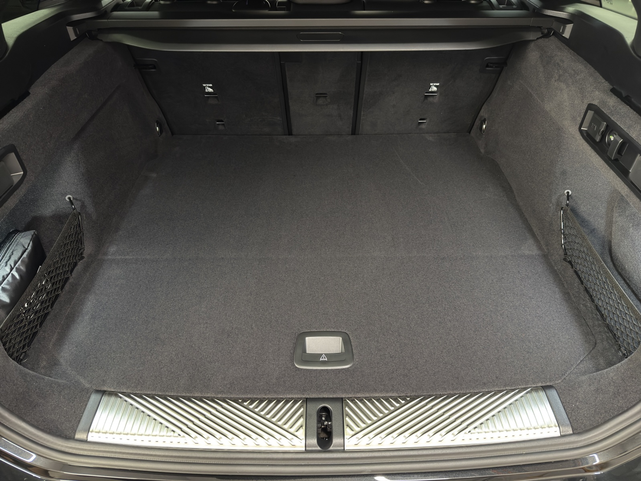 listing desktop thumbnail image 16