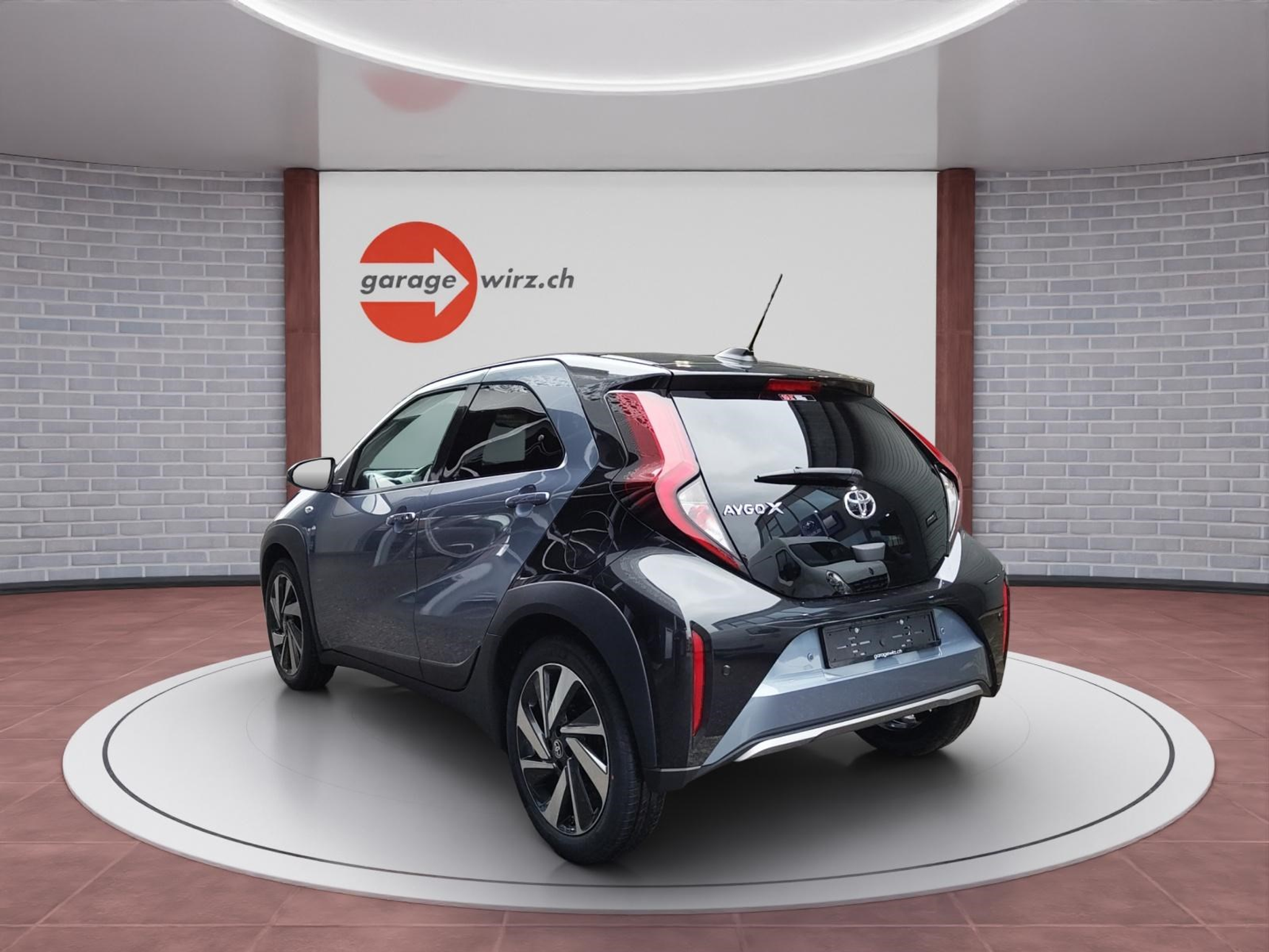 listing desktop thumbnail image 2