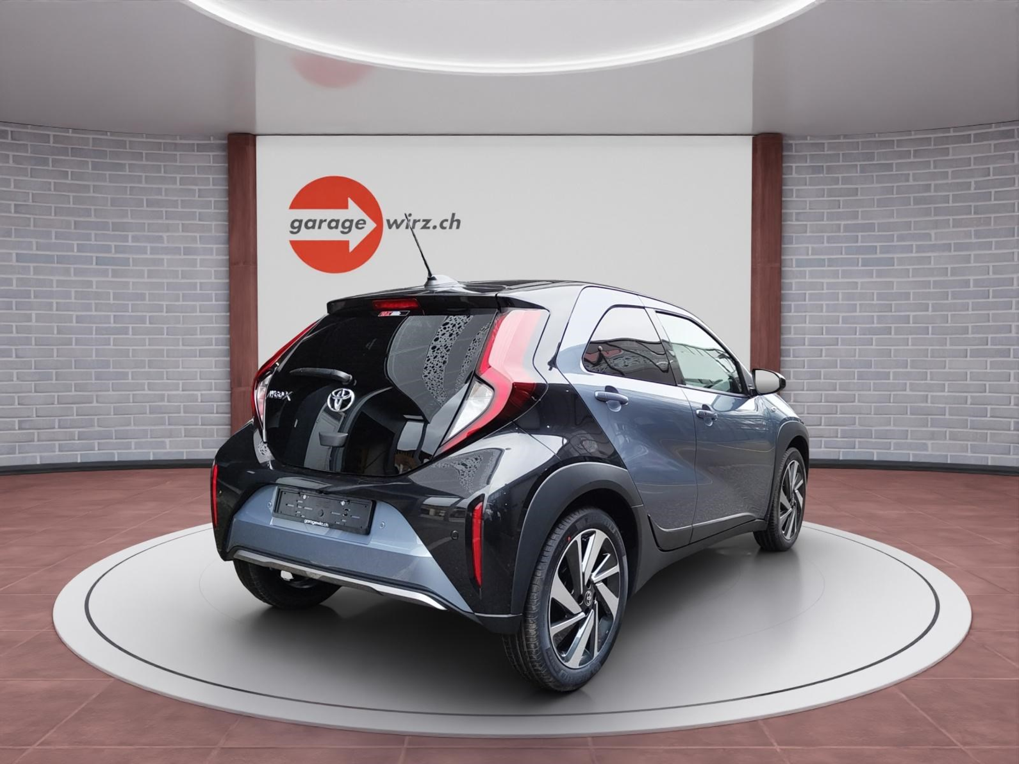 listing desktop thumbnail image 4