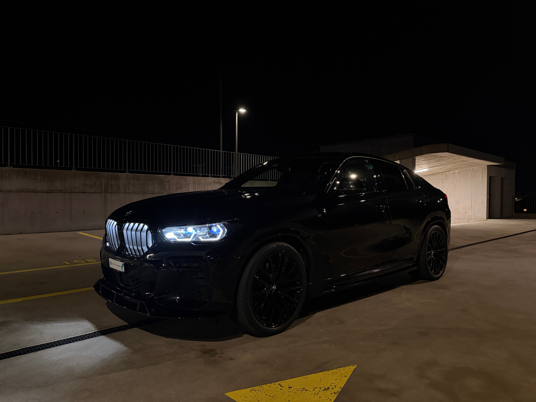 listing desktop thumbnail image 1