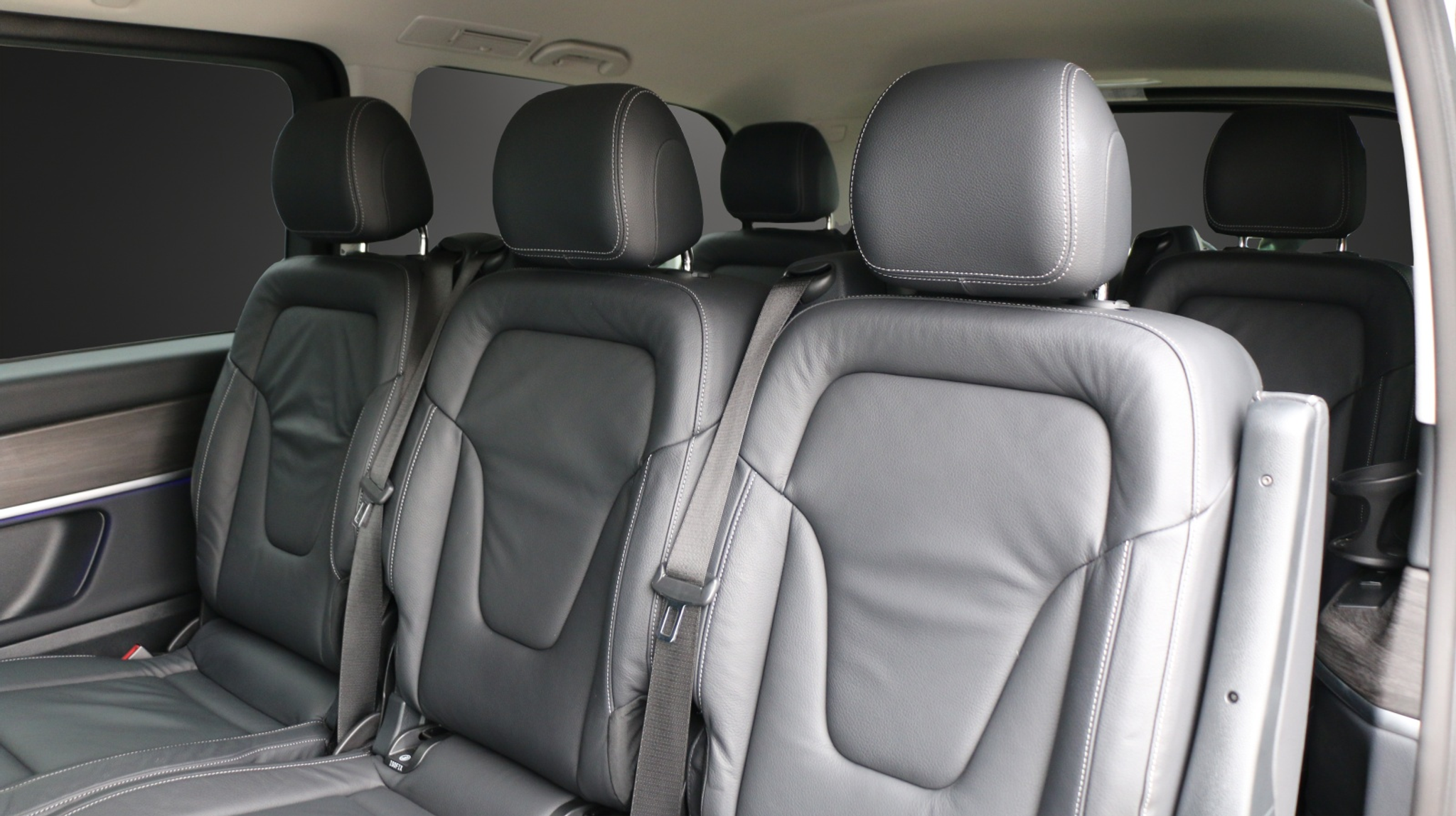 listing desktop thumbnail image 9