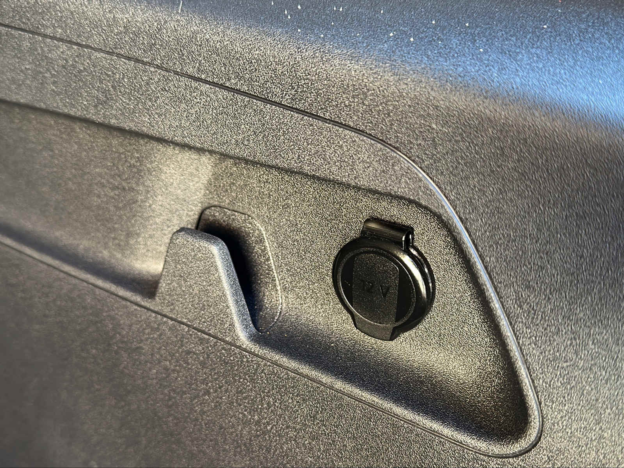 listing desktop thumbnail image 17