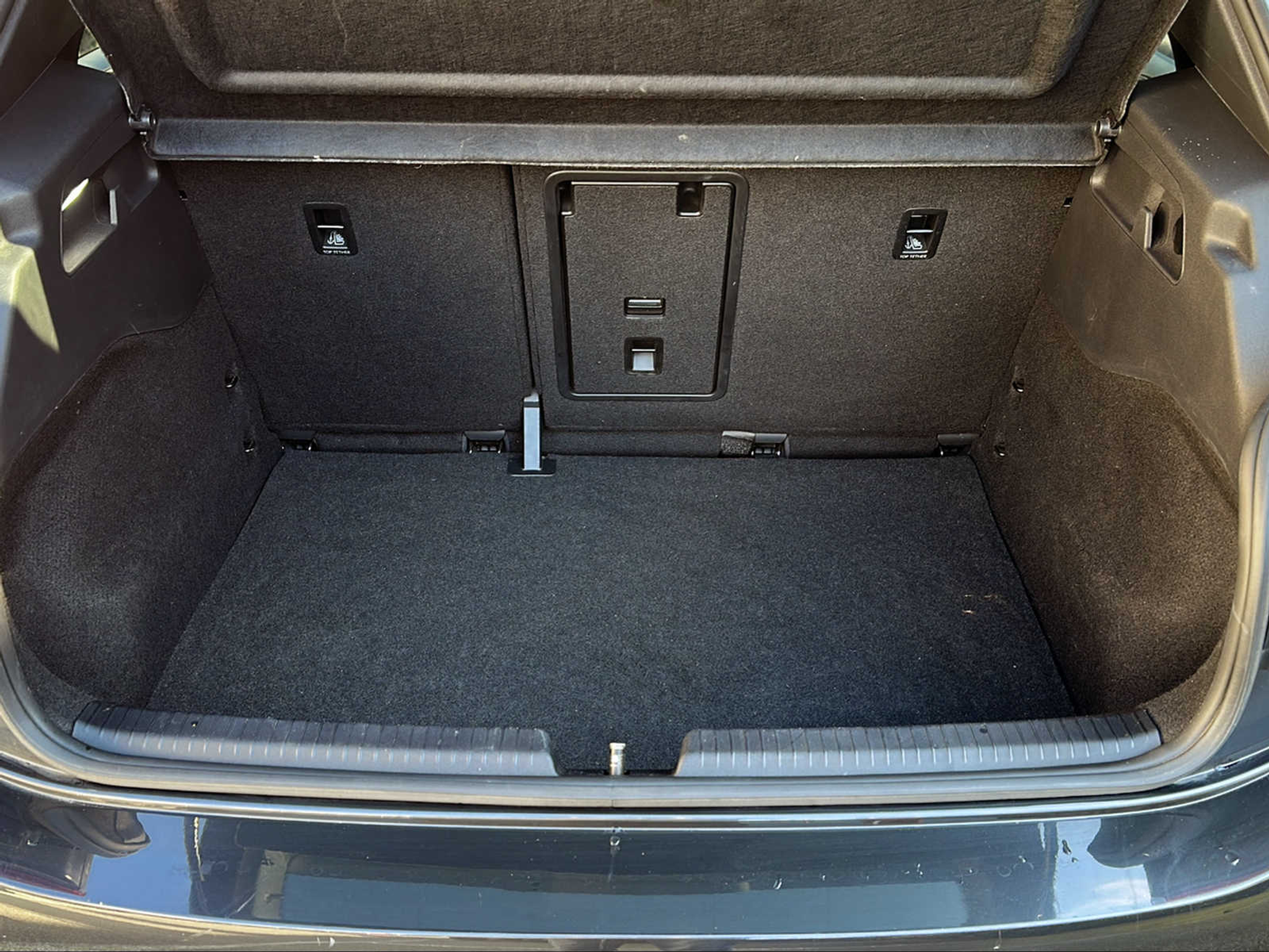 listing desktop thumbnail image 9