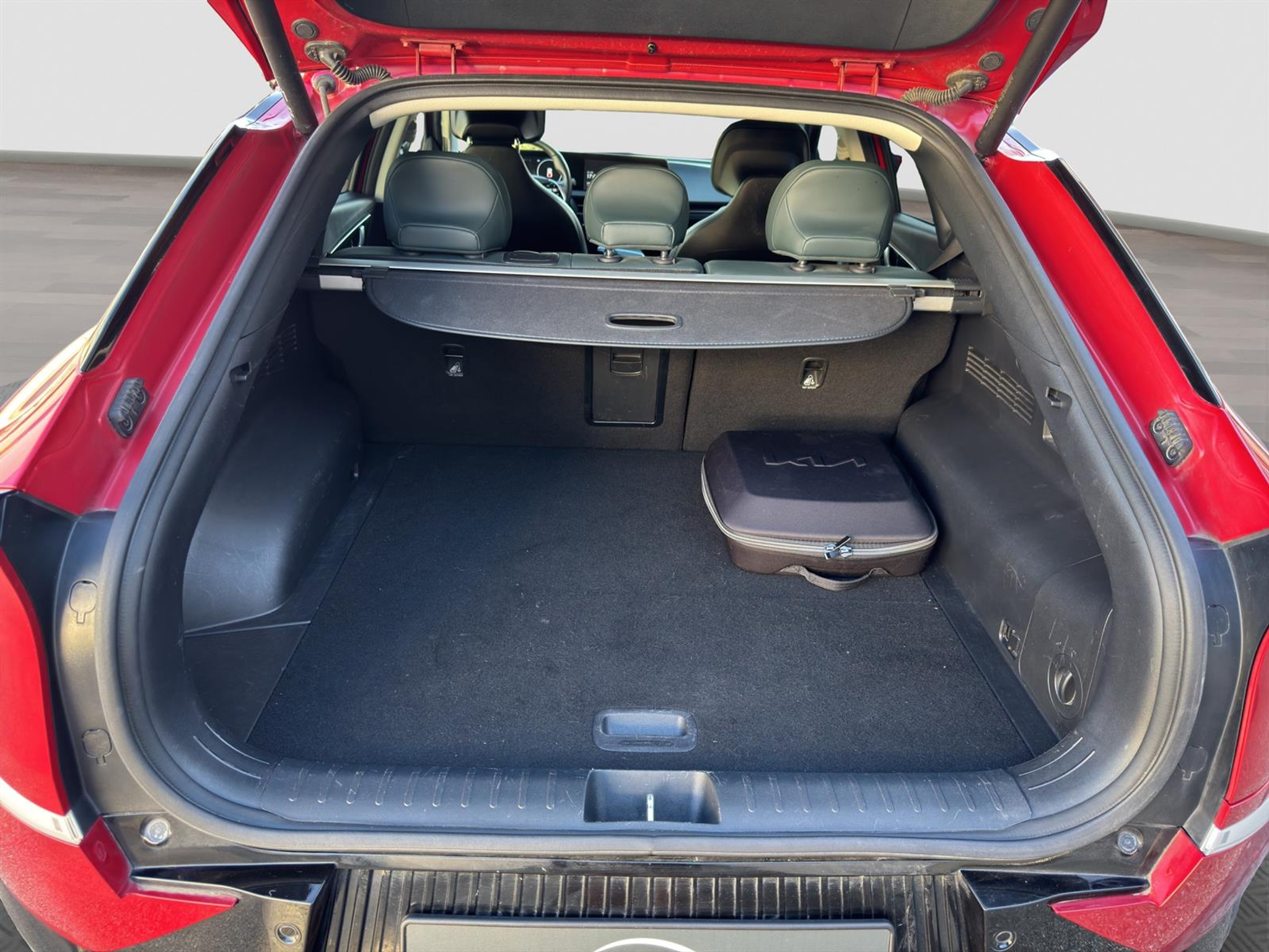 listing desktop thumbnail image 5