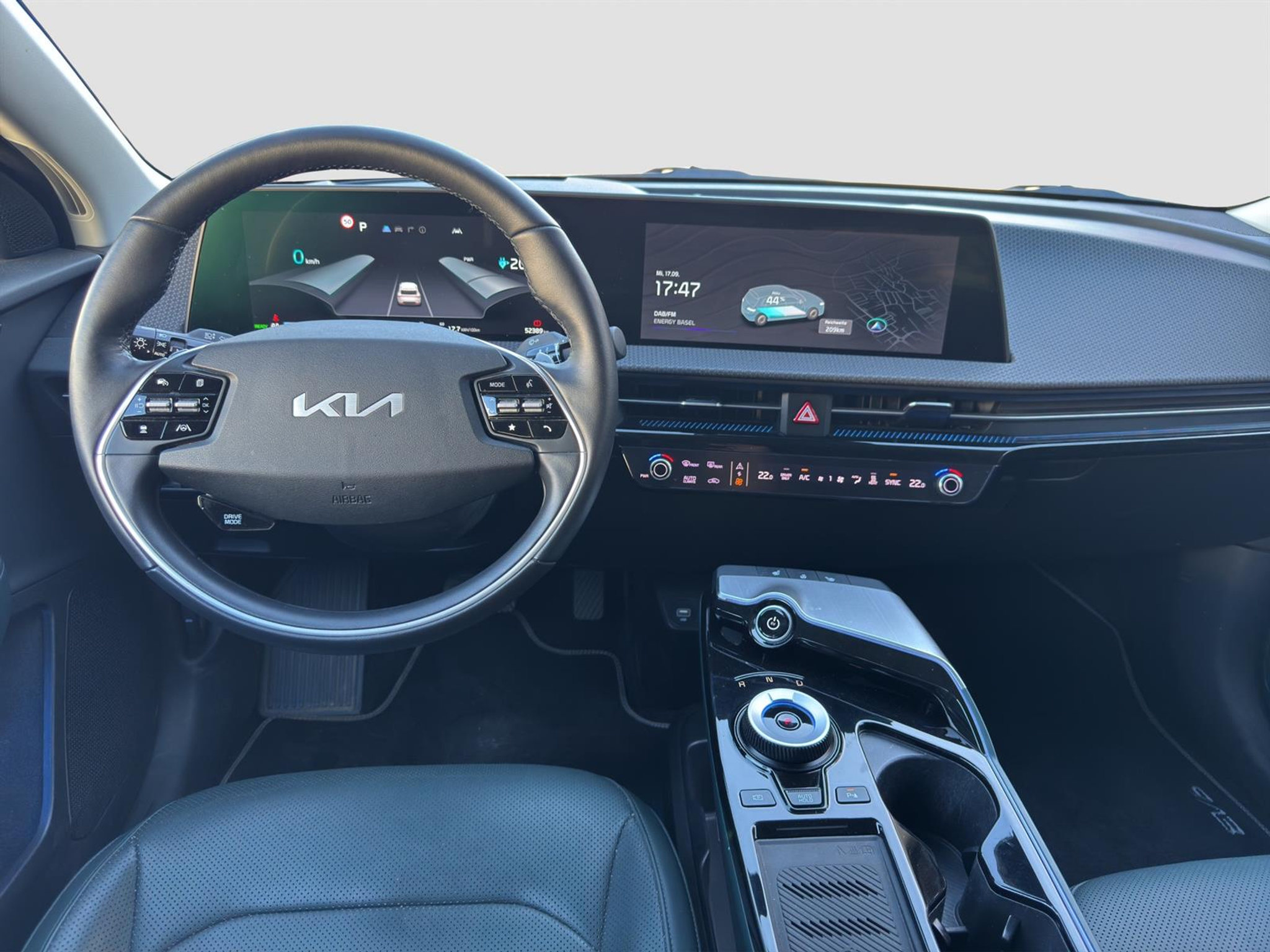 listing desktop thumbnail image 9