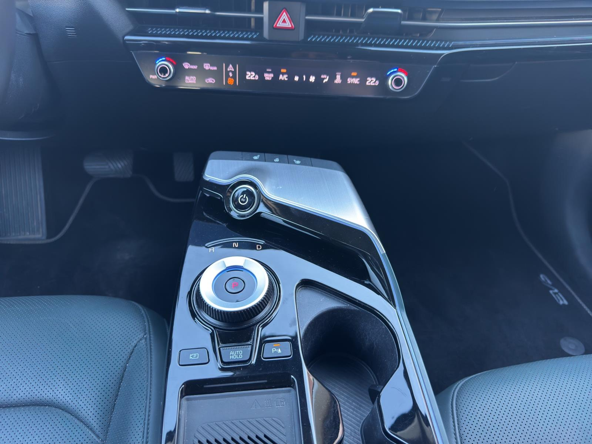 listing desktop thumbnail image 11