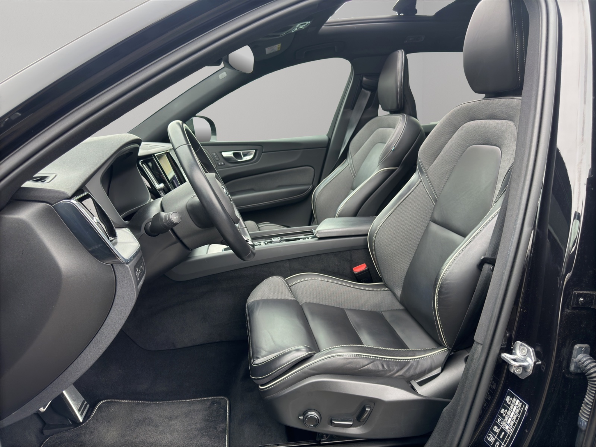 listing desktop thumbnail image 8