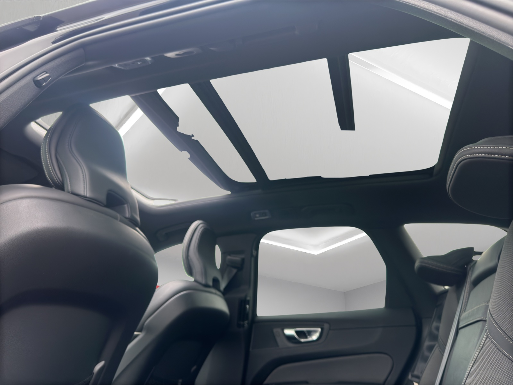 listing desktop thumbnail image 11