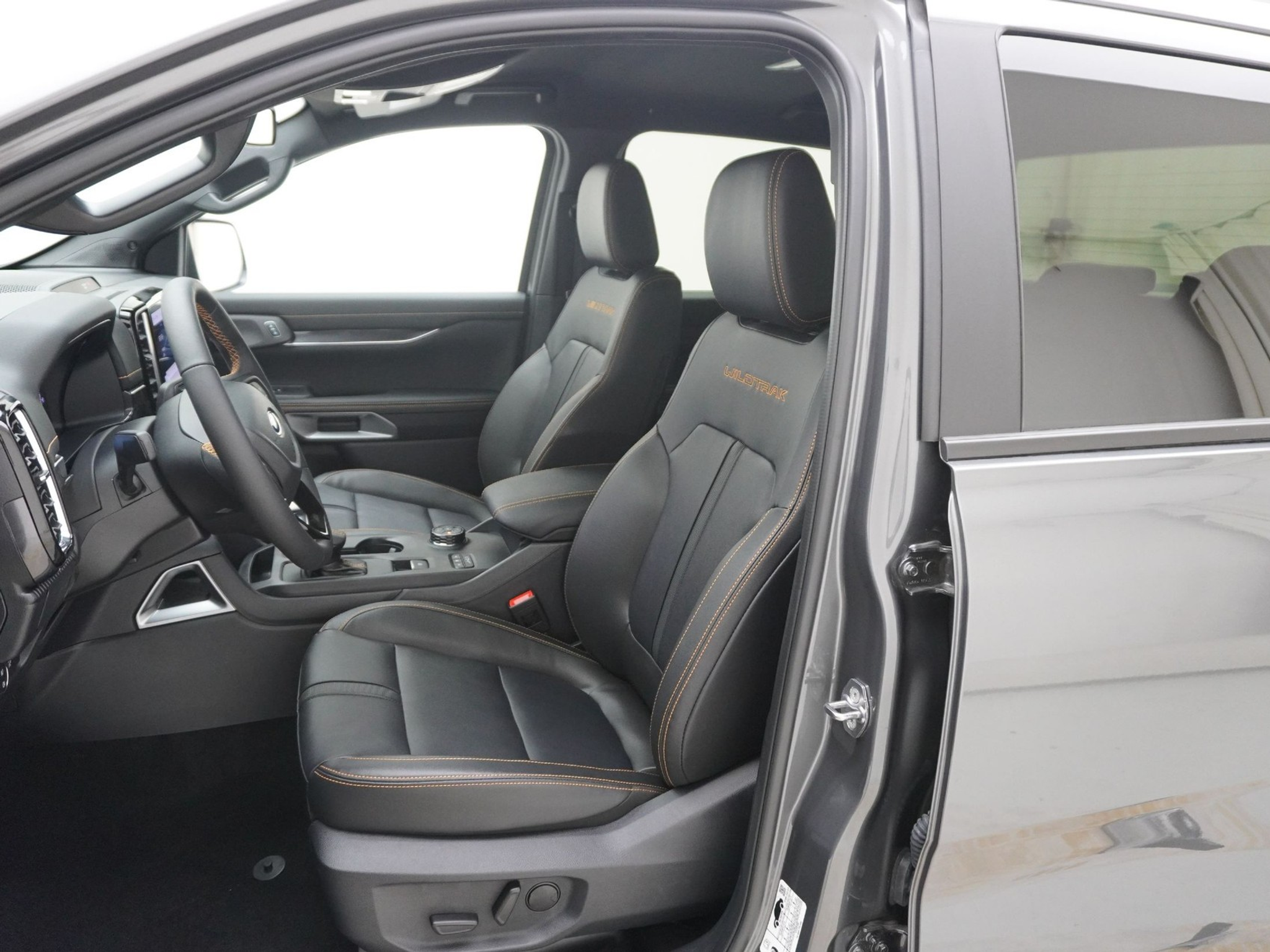 listing desktop thumbnail image 13