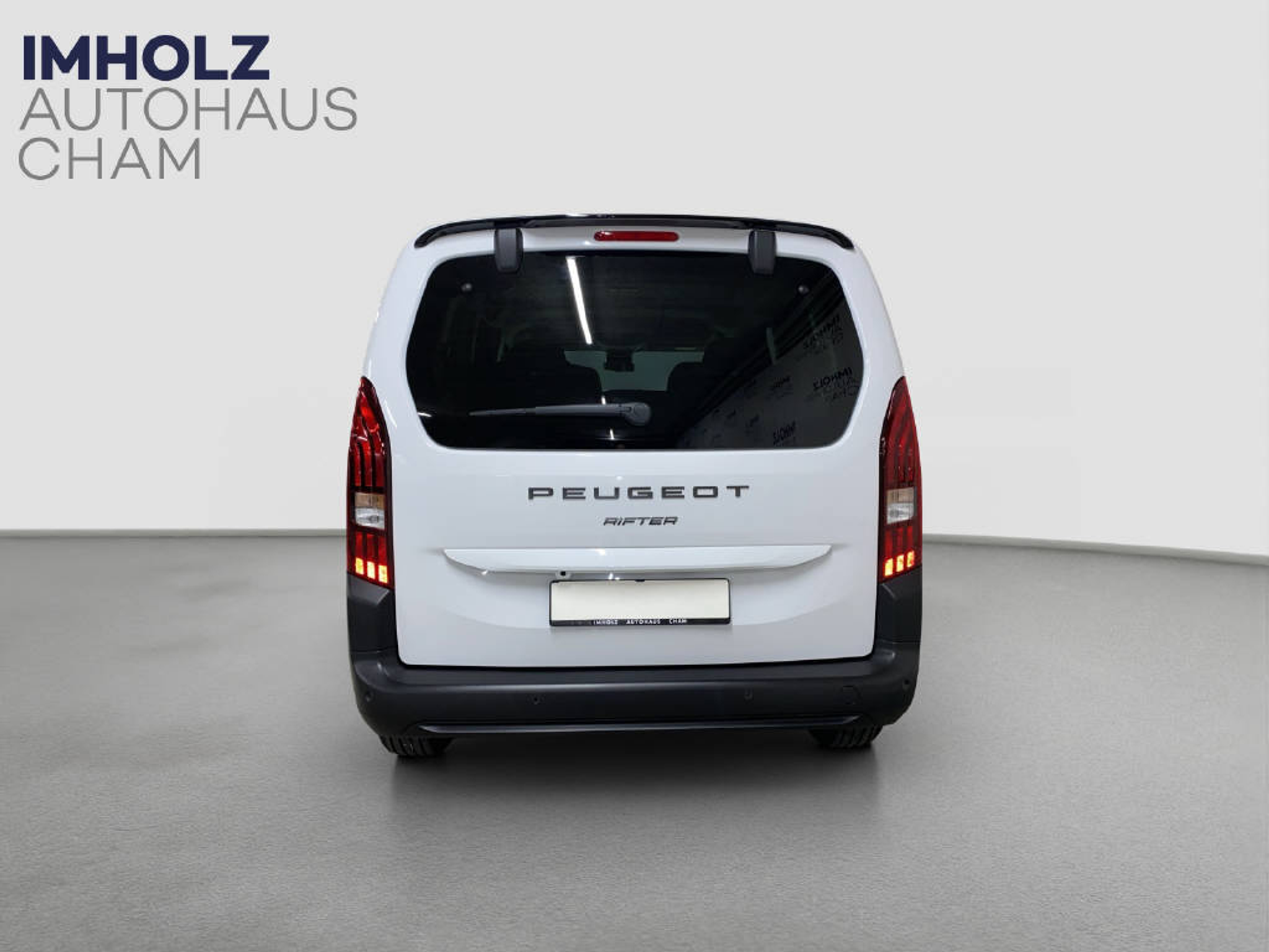 listing desktop thumbnail image 3