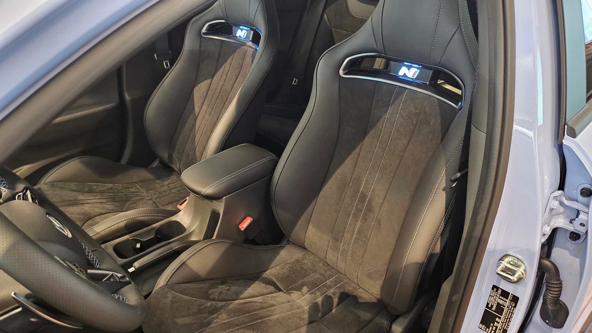 listing desktop thumbnail image 27