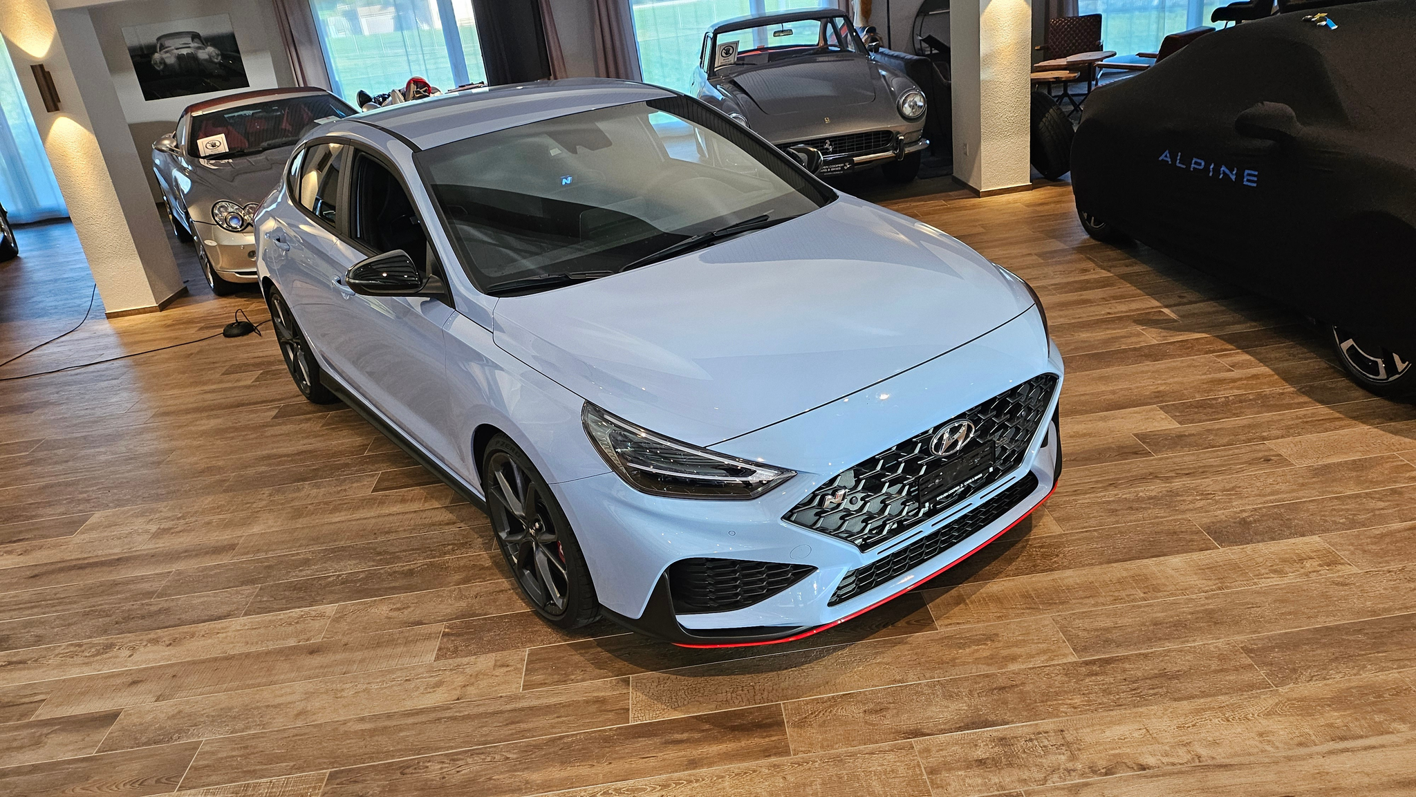 listing desktop thumbnail image 5