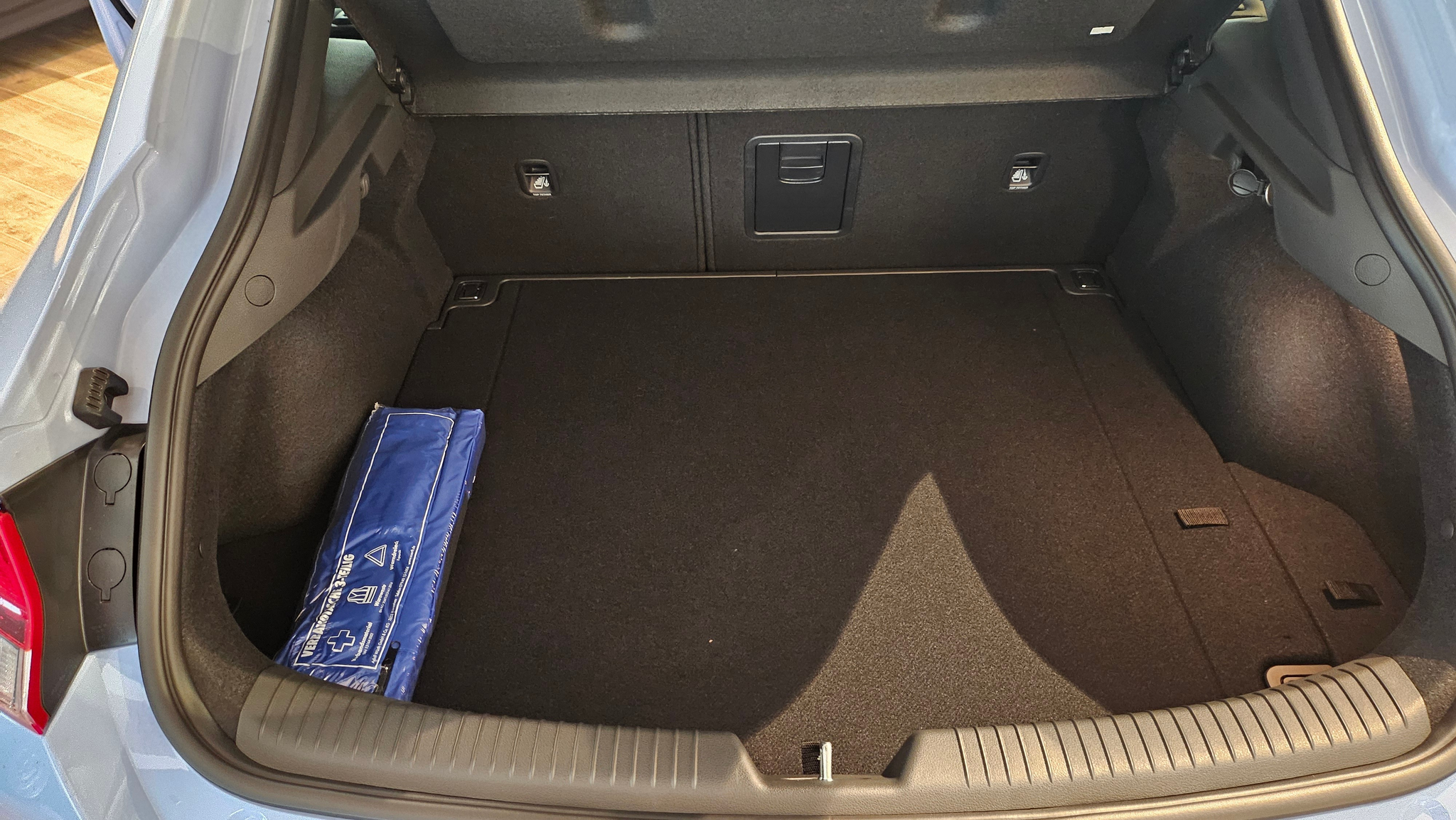 listing desktop thumbnail image 21