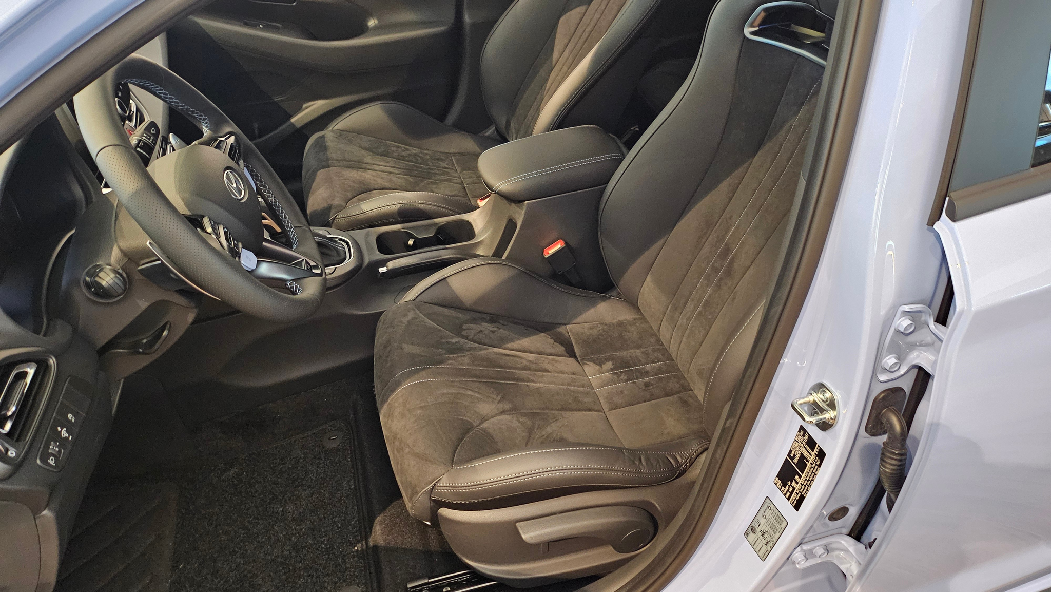 listing desktop thumbnail image 26